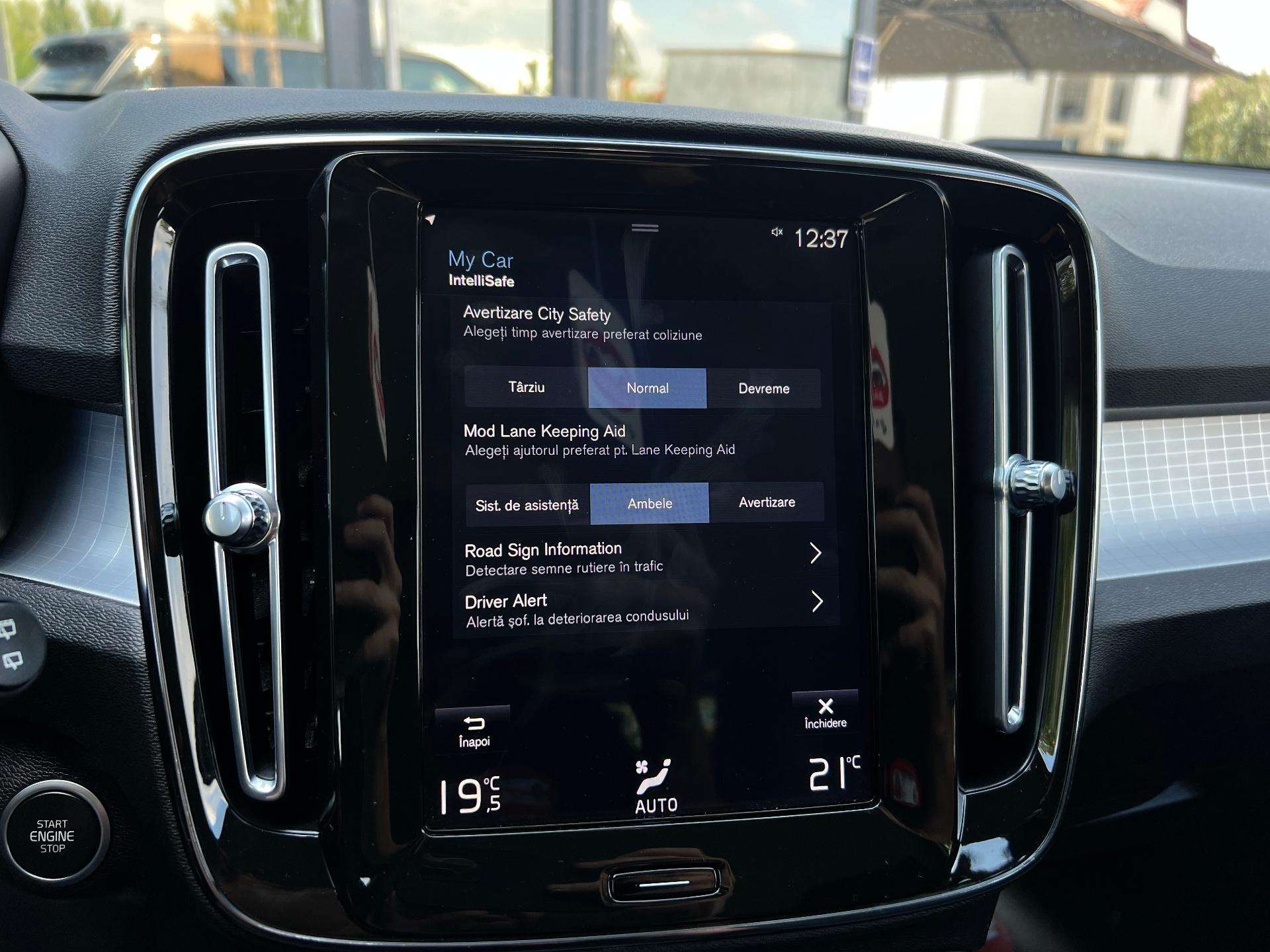 Volvo-XC 40