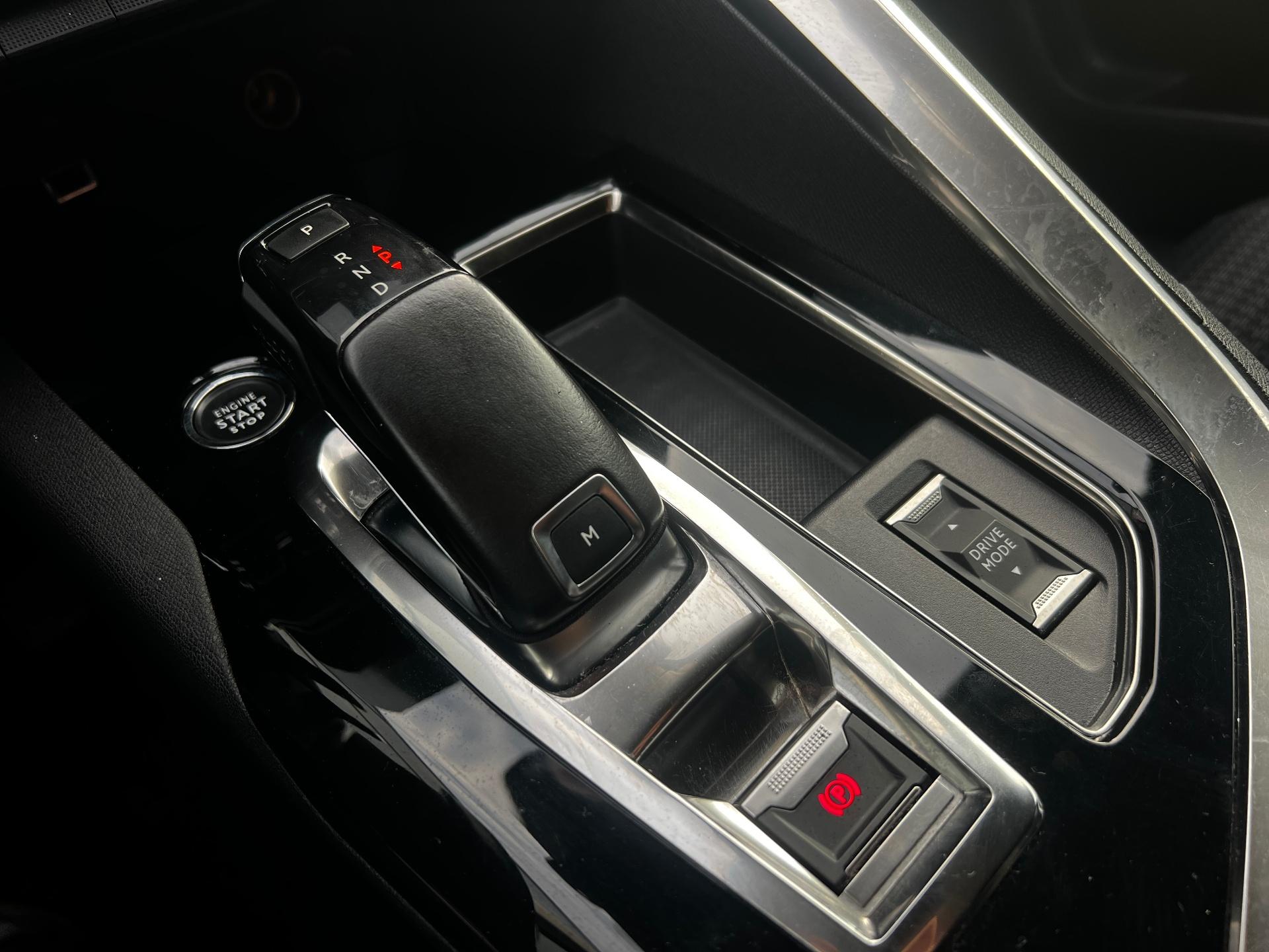 Peugeot-3008