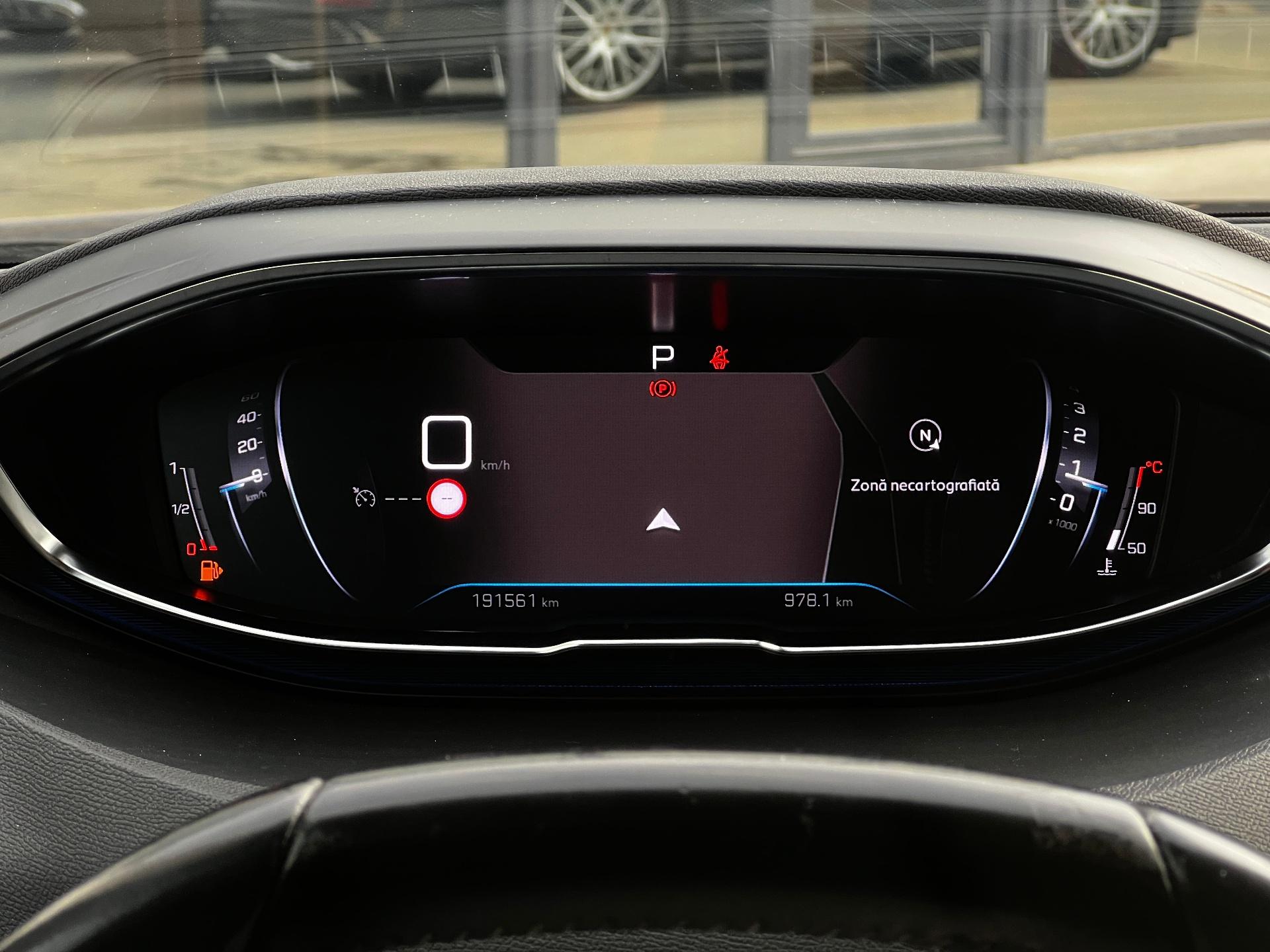 Peugeot-3008