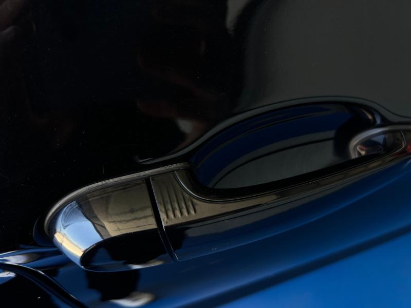 Car Thumb