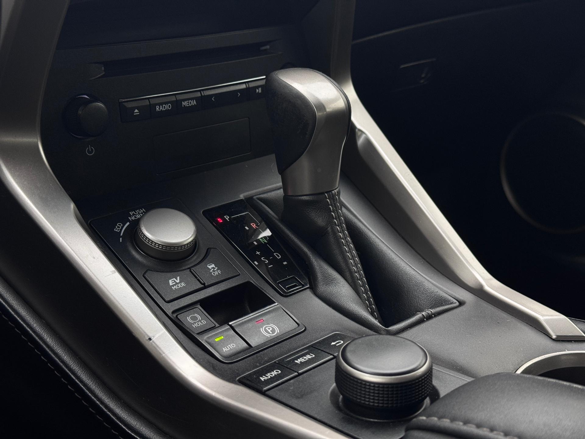 Lexus-NX