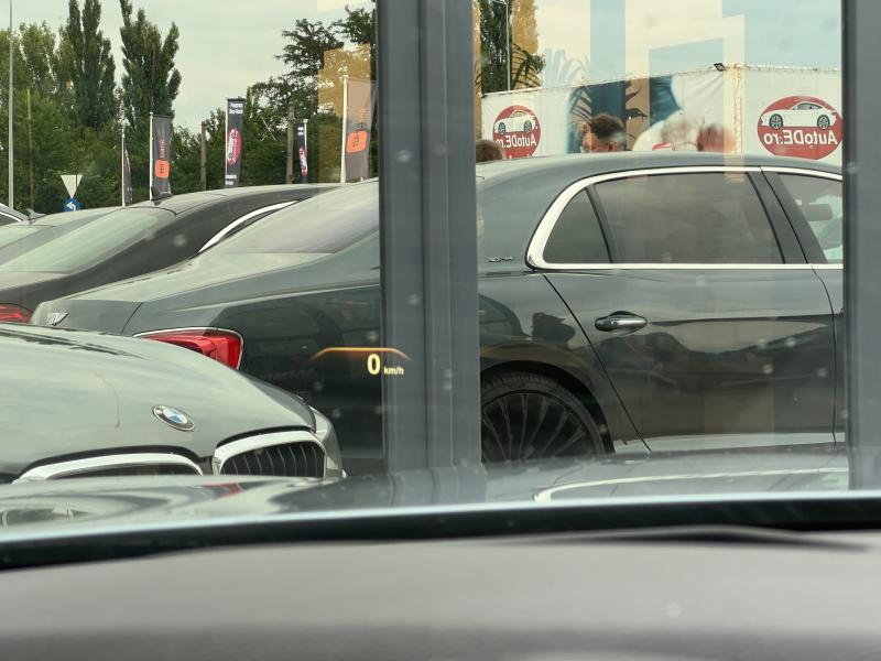 Car Thumb