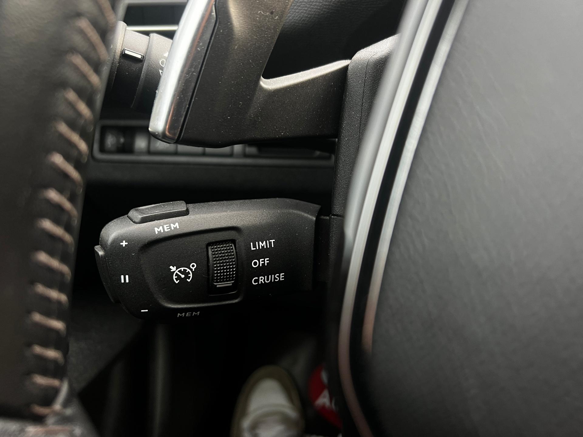 Peugeot-3008