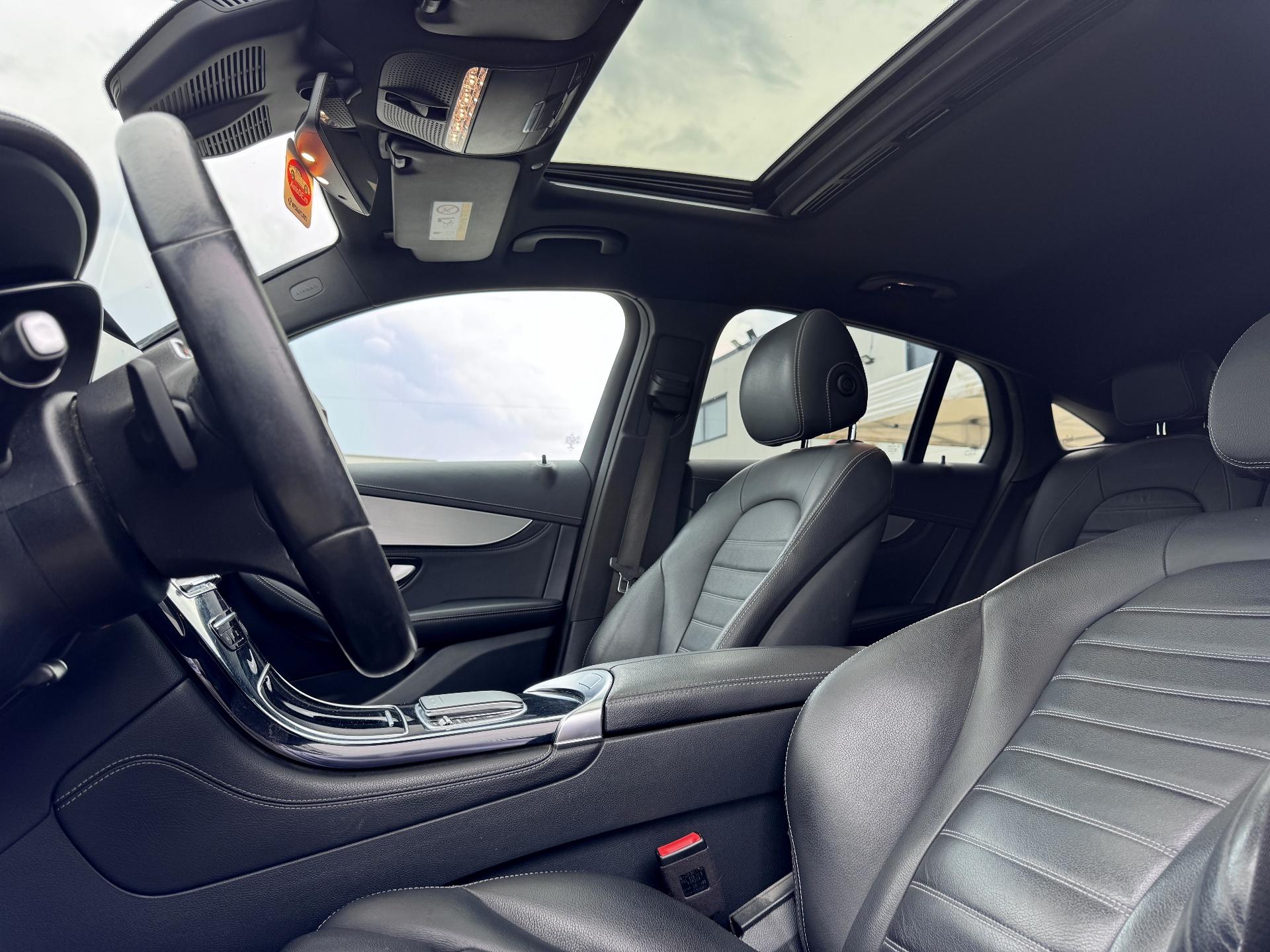 Mercedes-Benz-GLC-COUPE