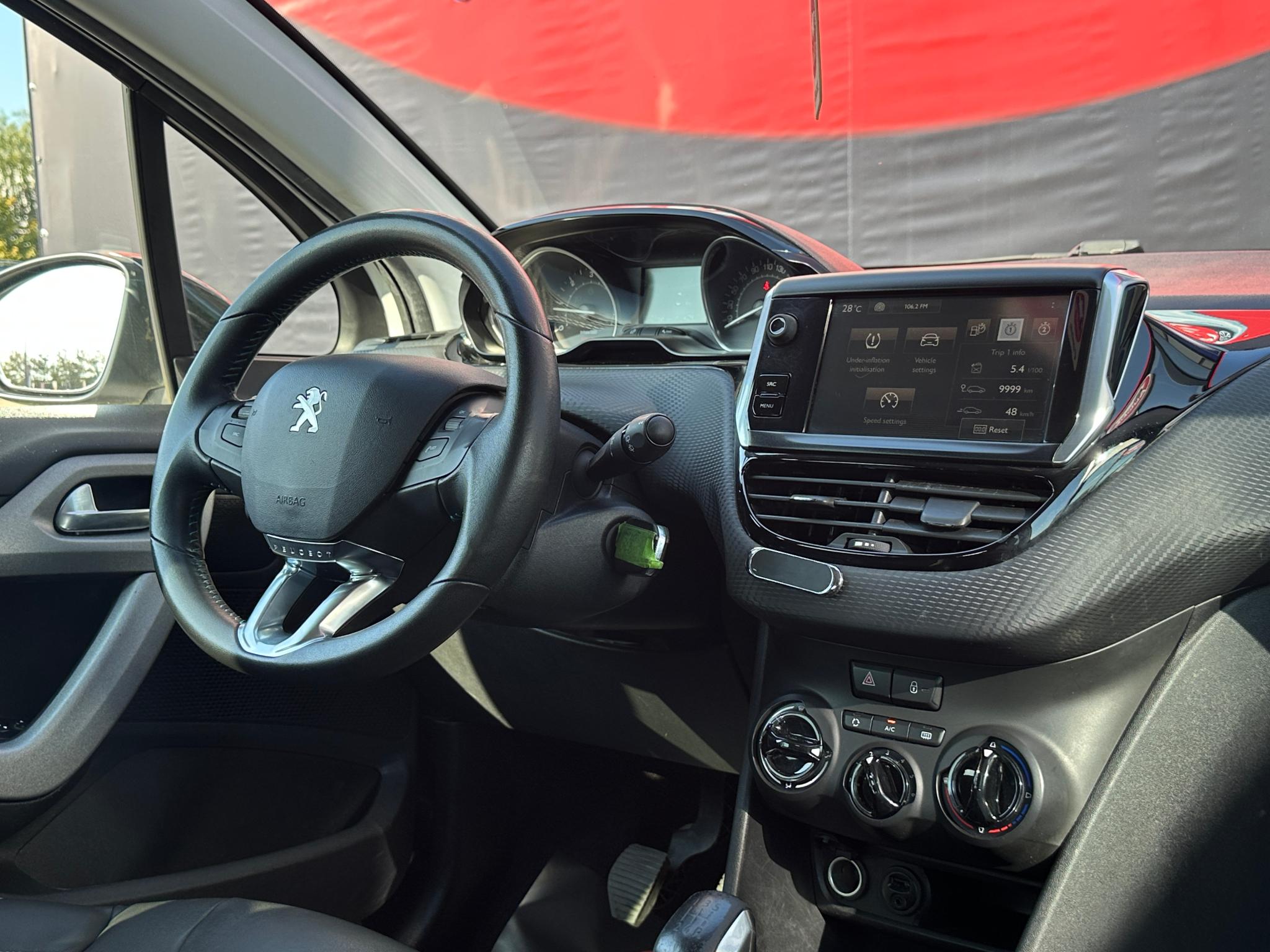 Peugeot-2008