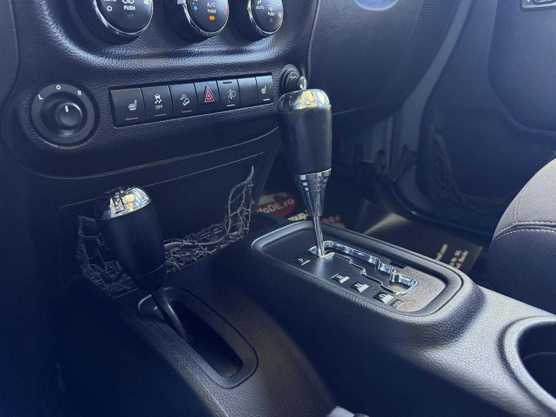 Jeep-Wrangler
