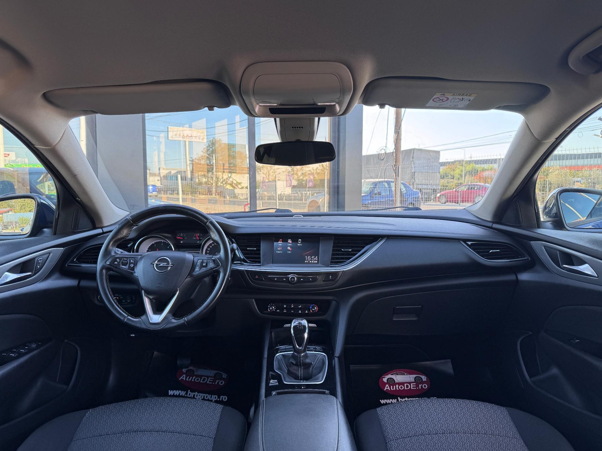 Opel-Insignia