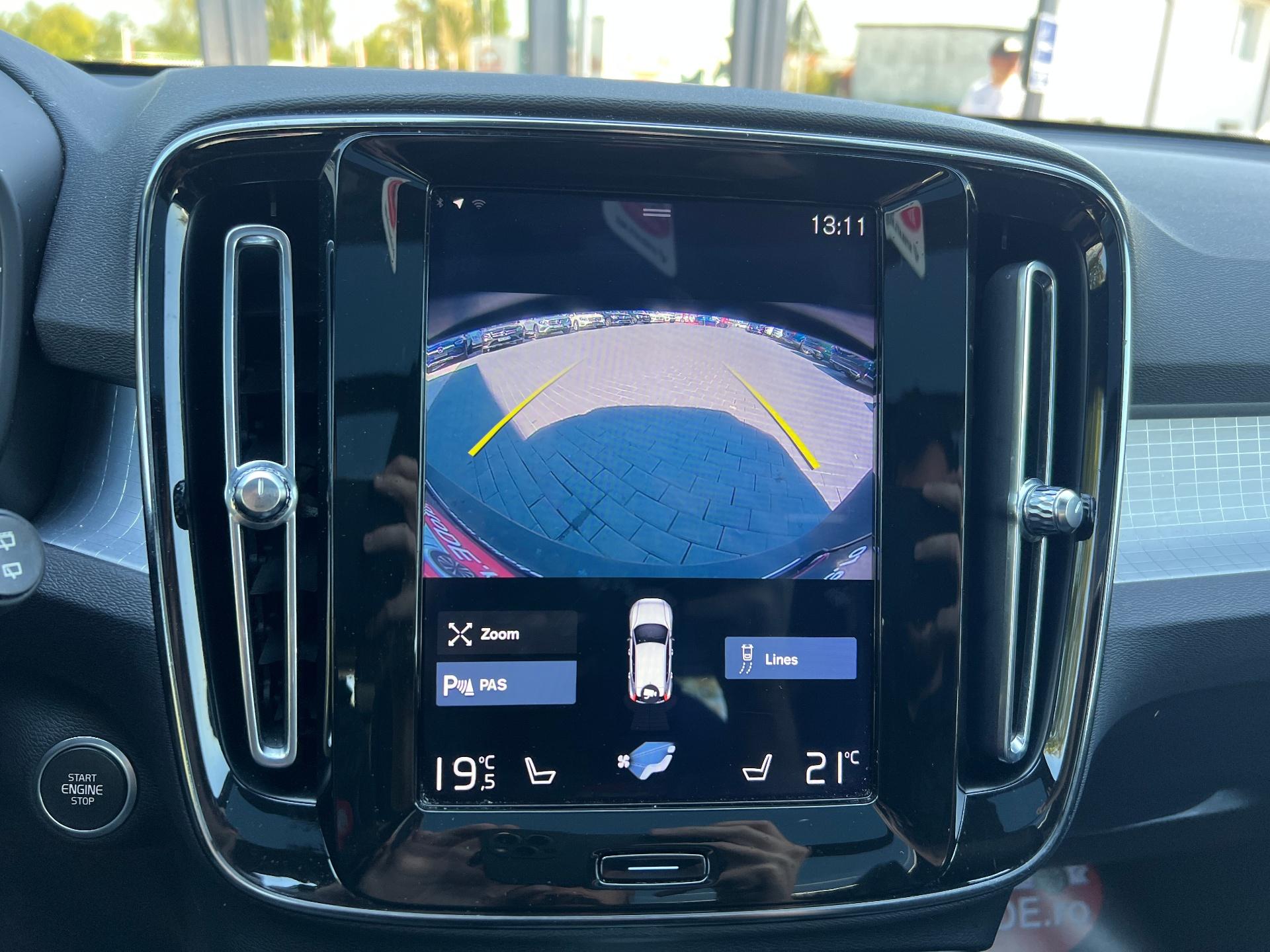 Volvo-XC 40