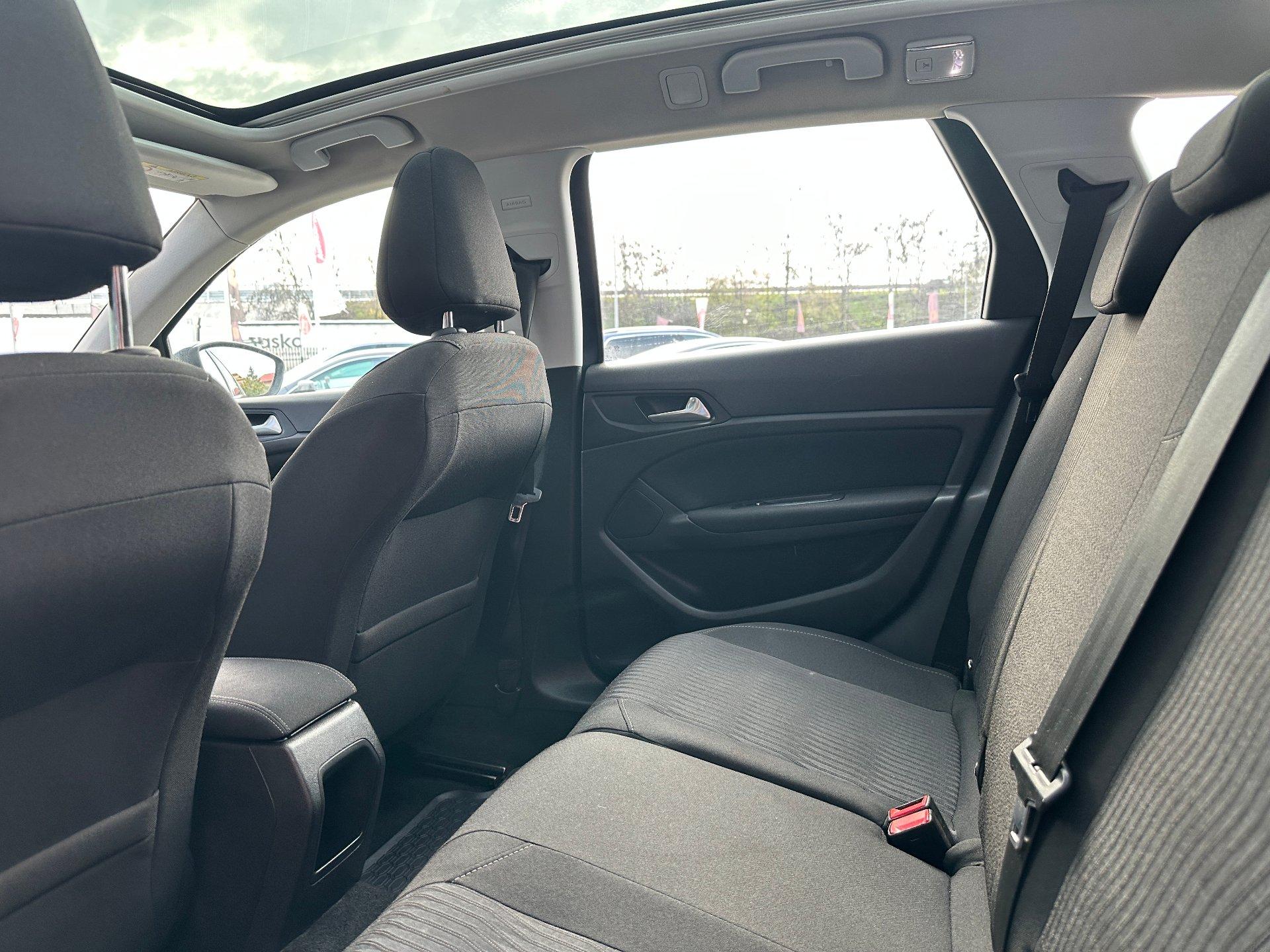 Peugeot-308