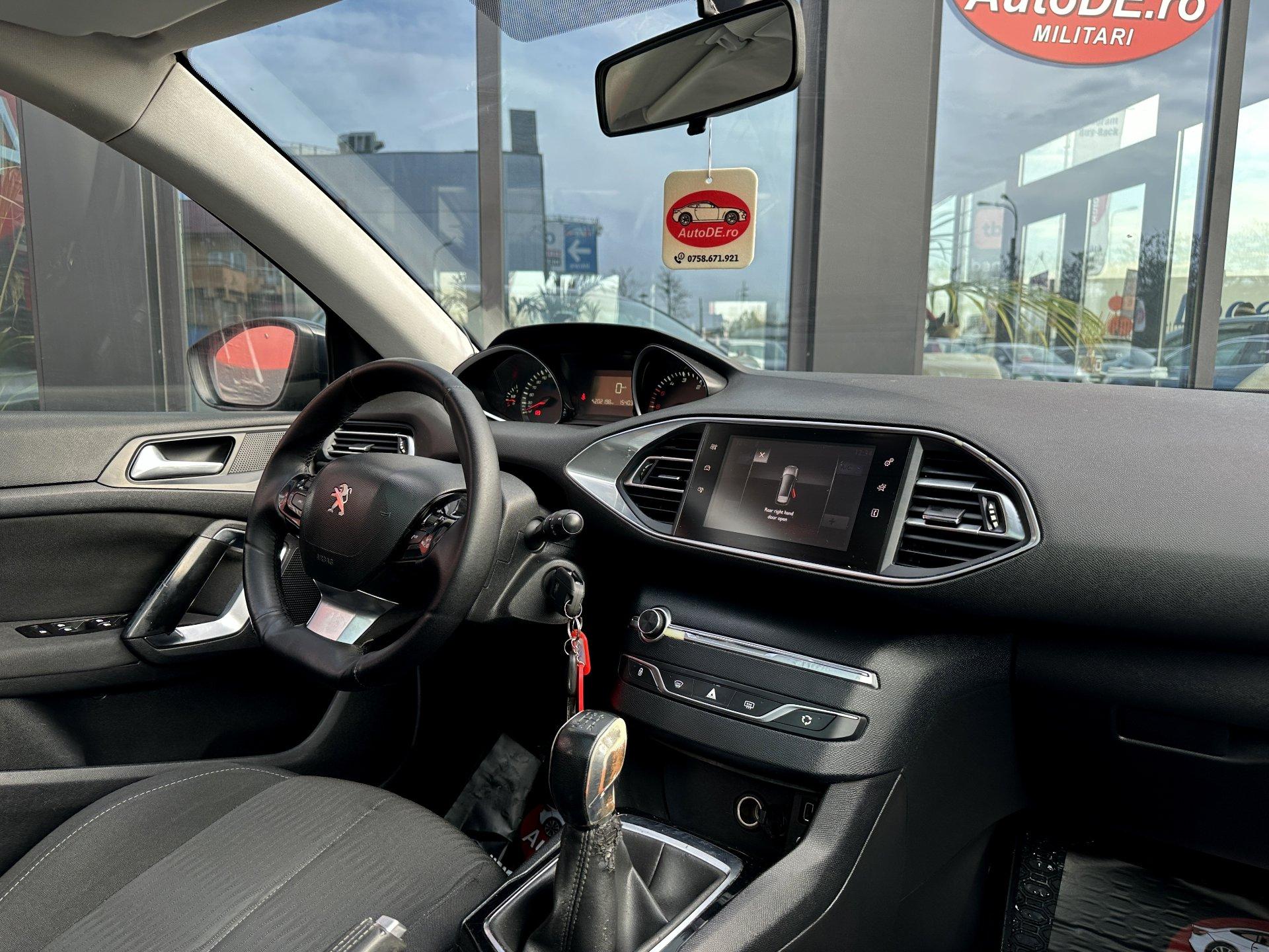 Peugeot-308