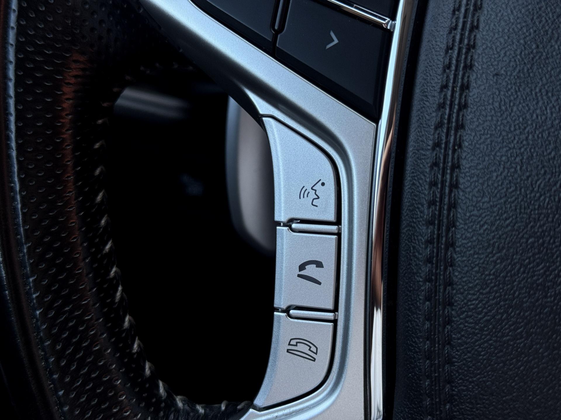 Mitsubishi-Outlander