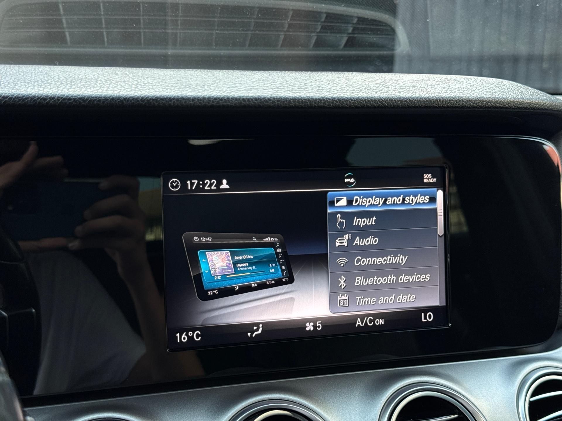Mercedes-Benz-E