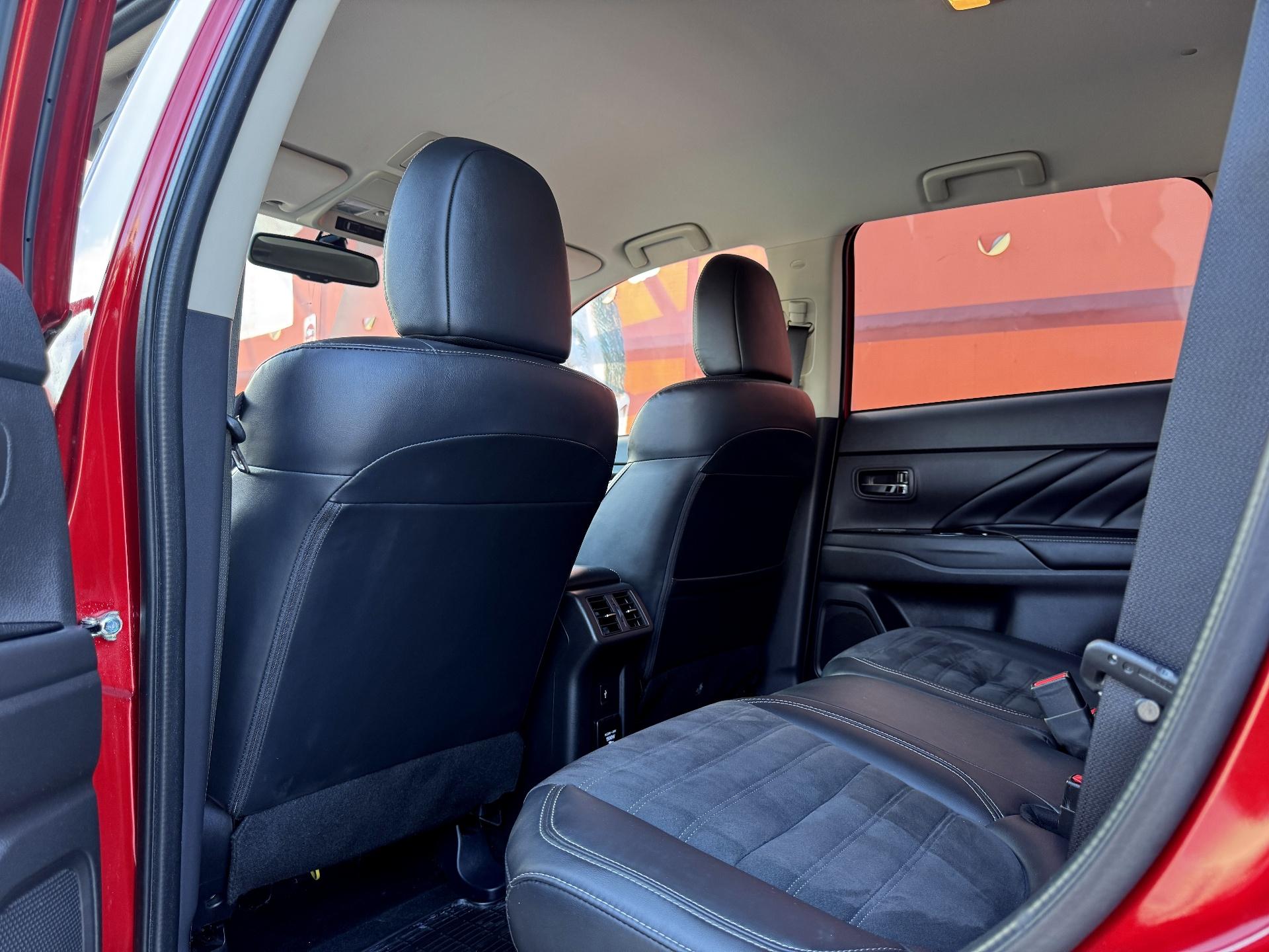 Mitsubishi-Outlander
