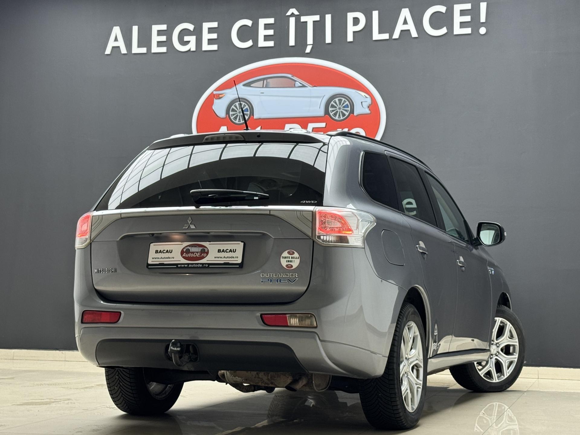 Mitsubishi-Outlander