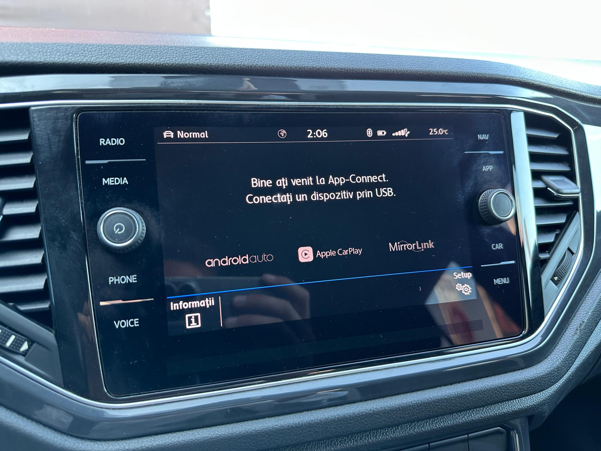 Volkswagen-T-Roc
