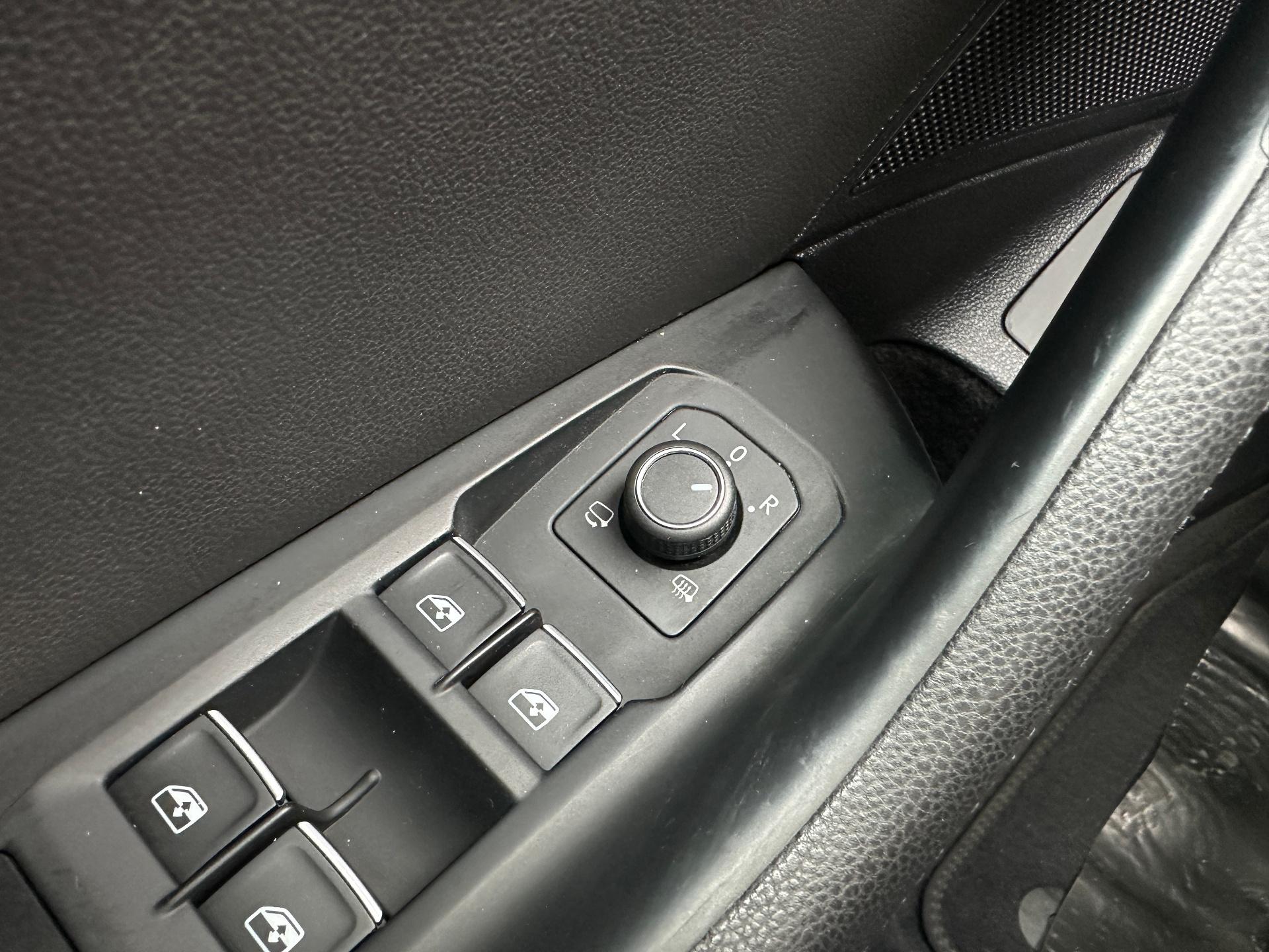 Volkswagen-Passat Alltrack
