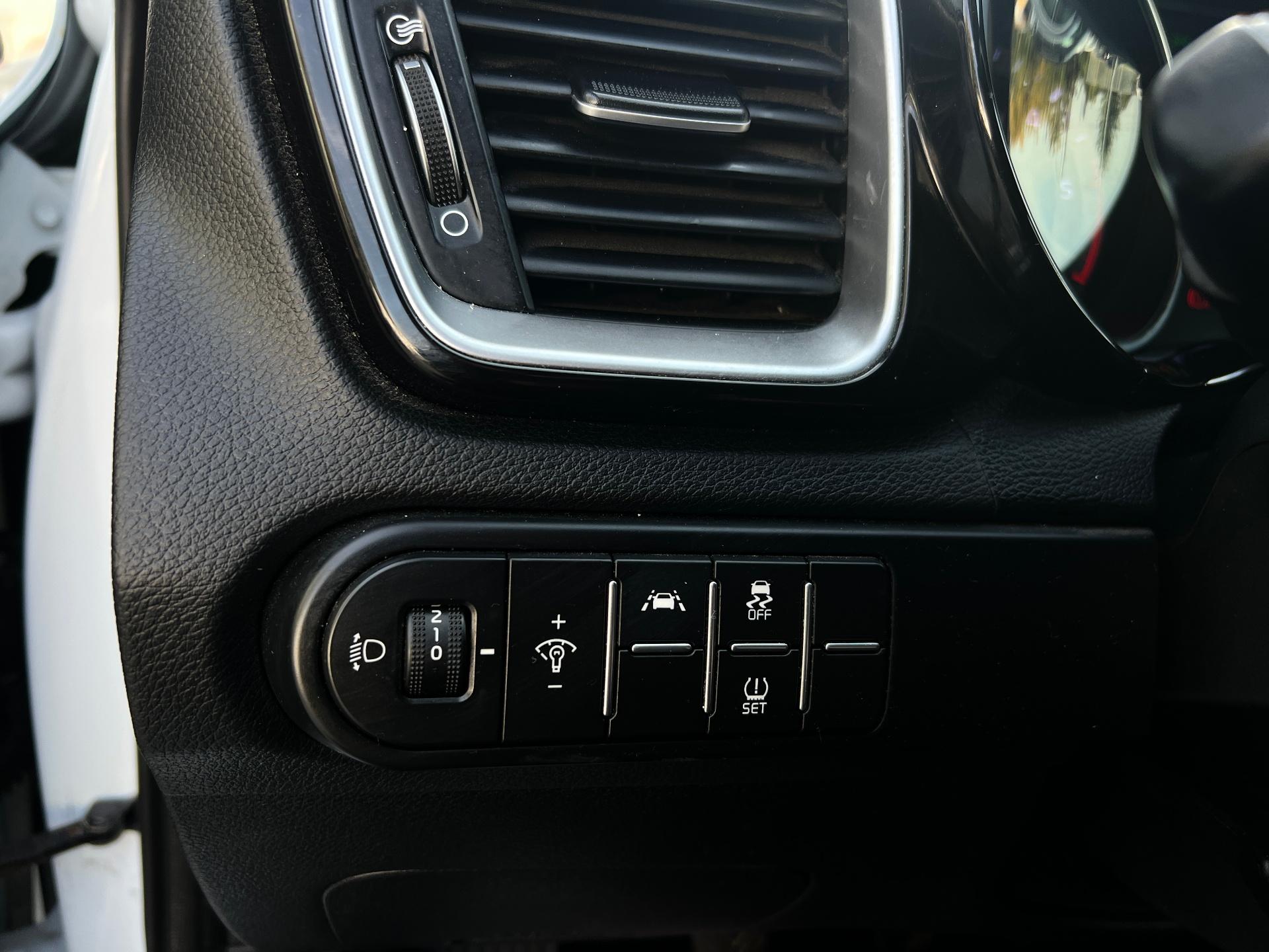 Kia-Ceed