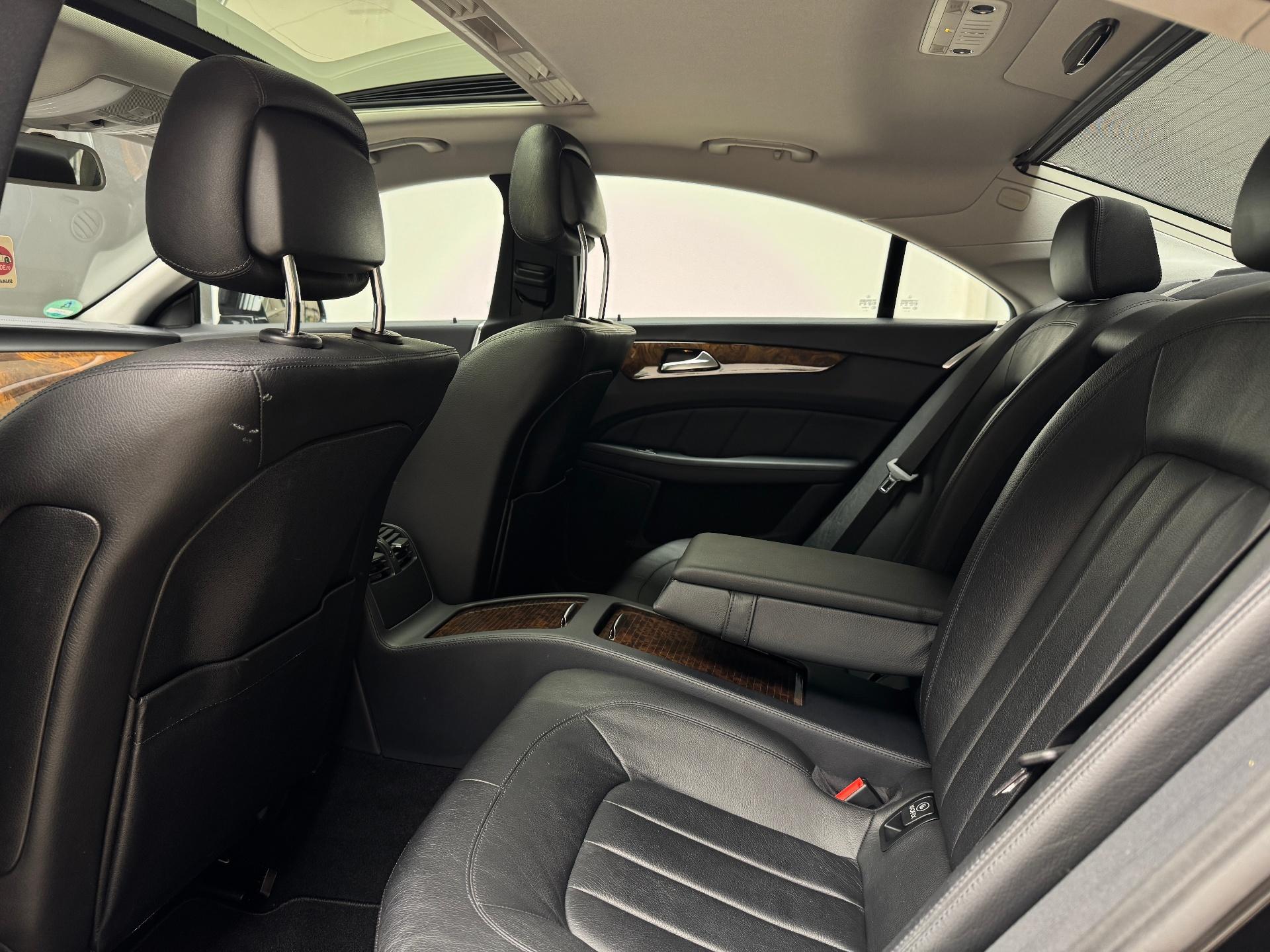 Mercedes-Benz-CLS