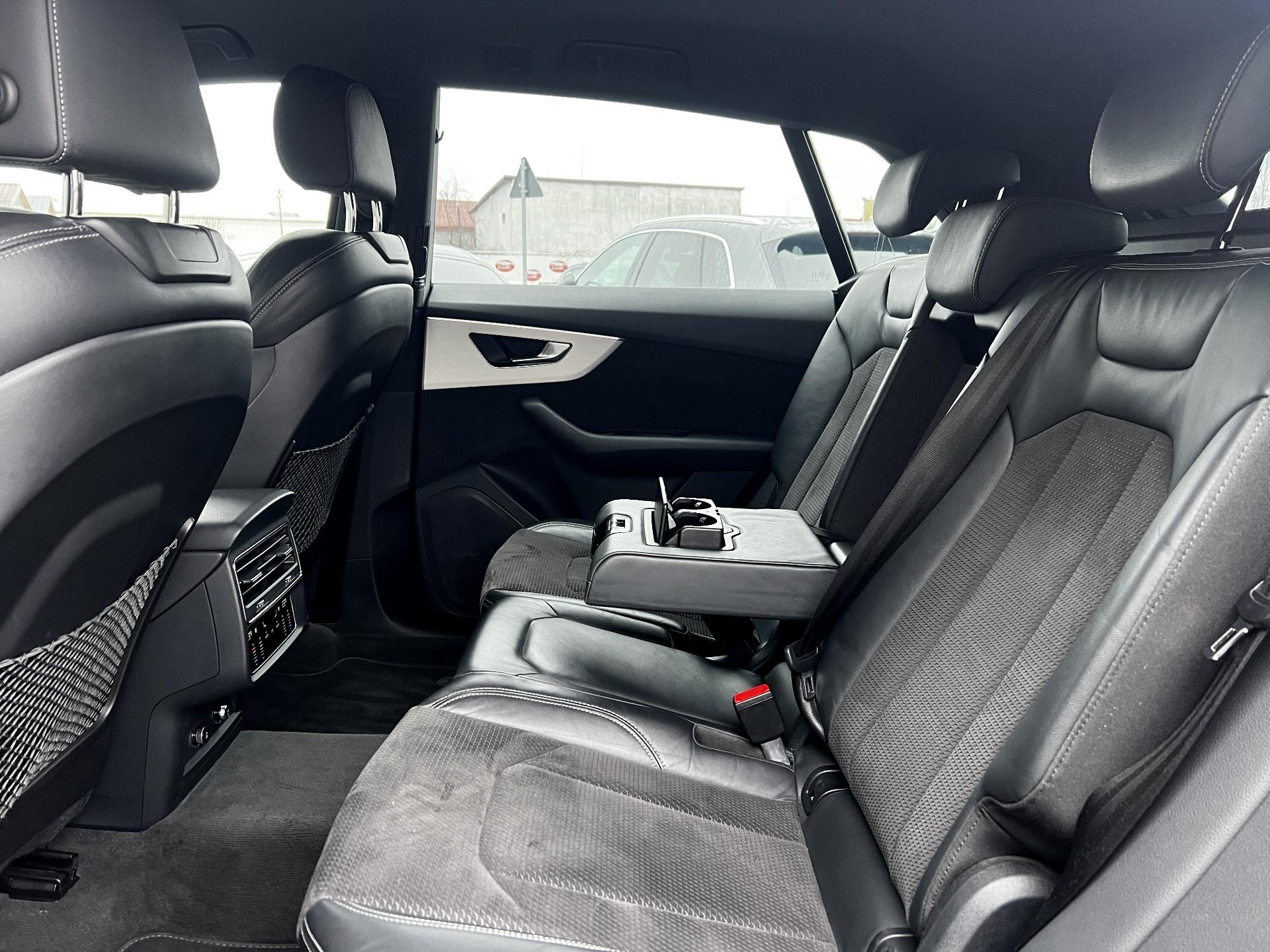 Audi-Q8