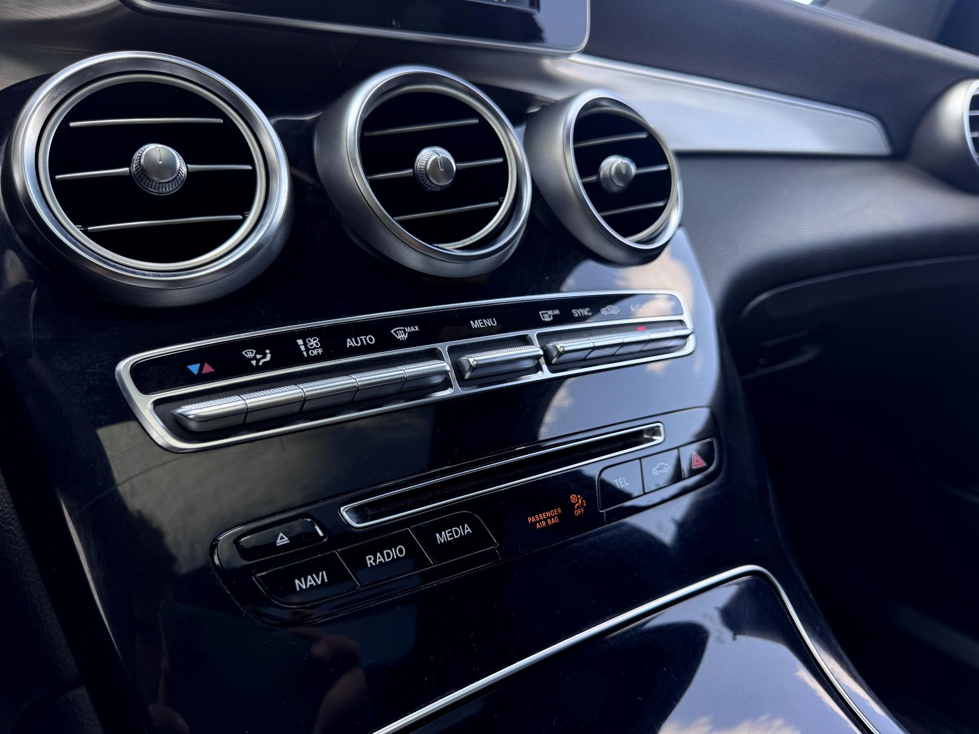 Mercedes-Benz-GLC