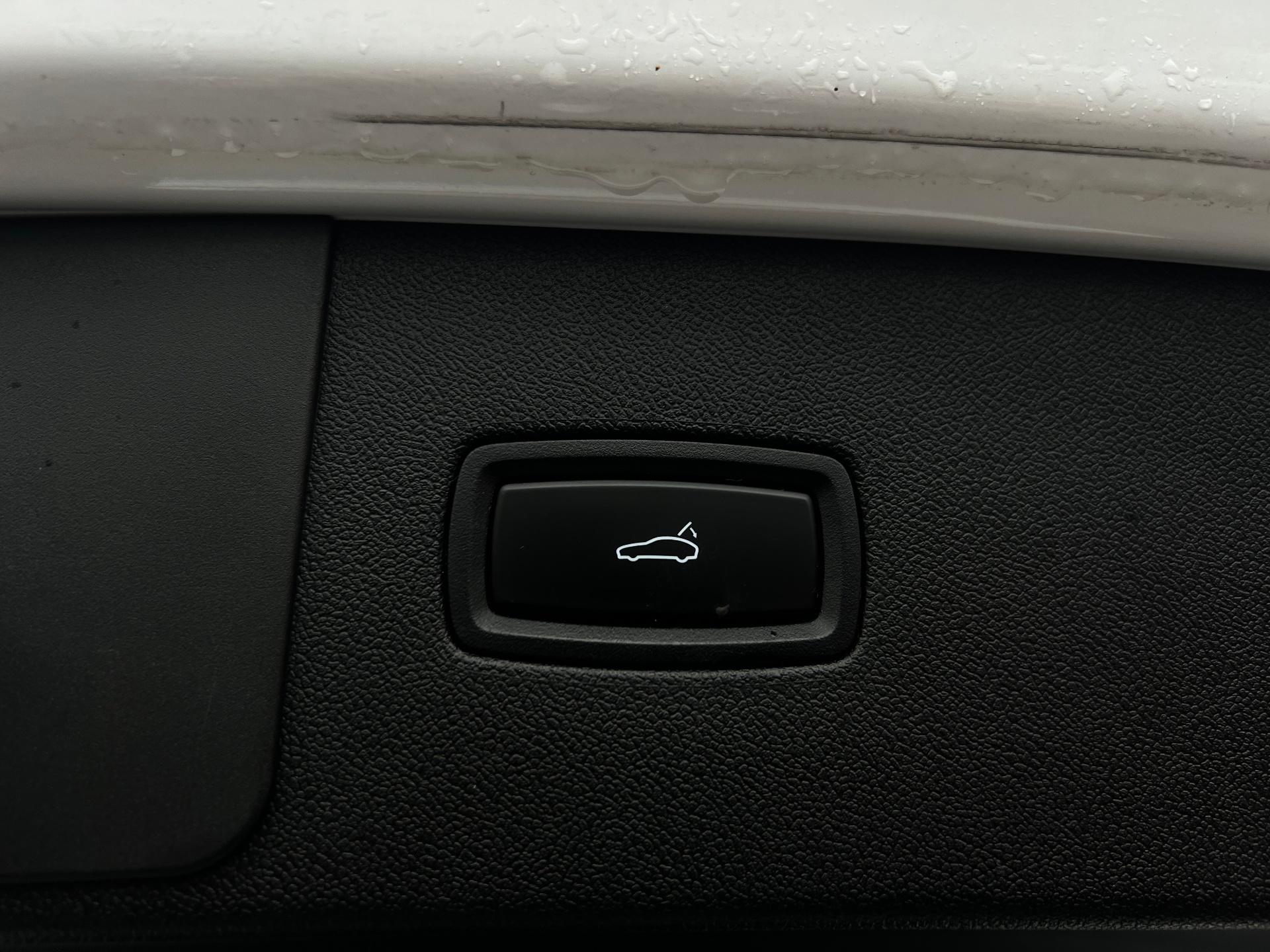 Porsche-Cayenne