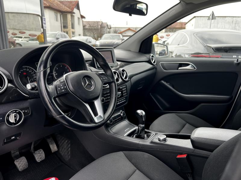 Mercedes-Benz B