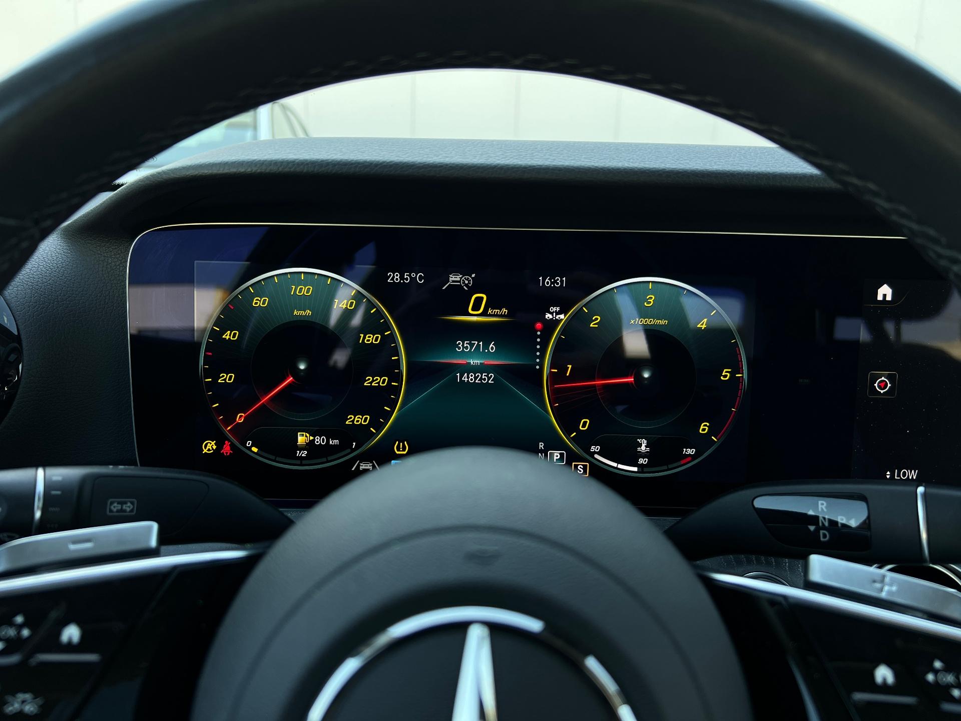Mercedes-Benz-E
