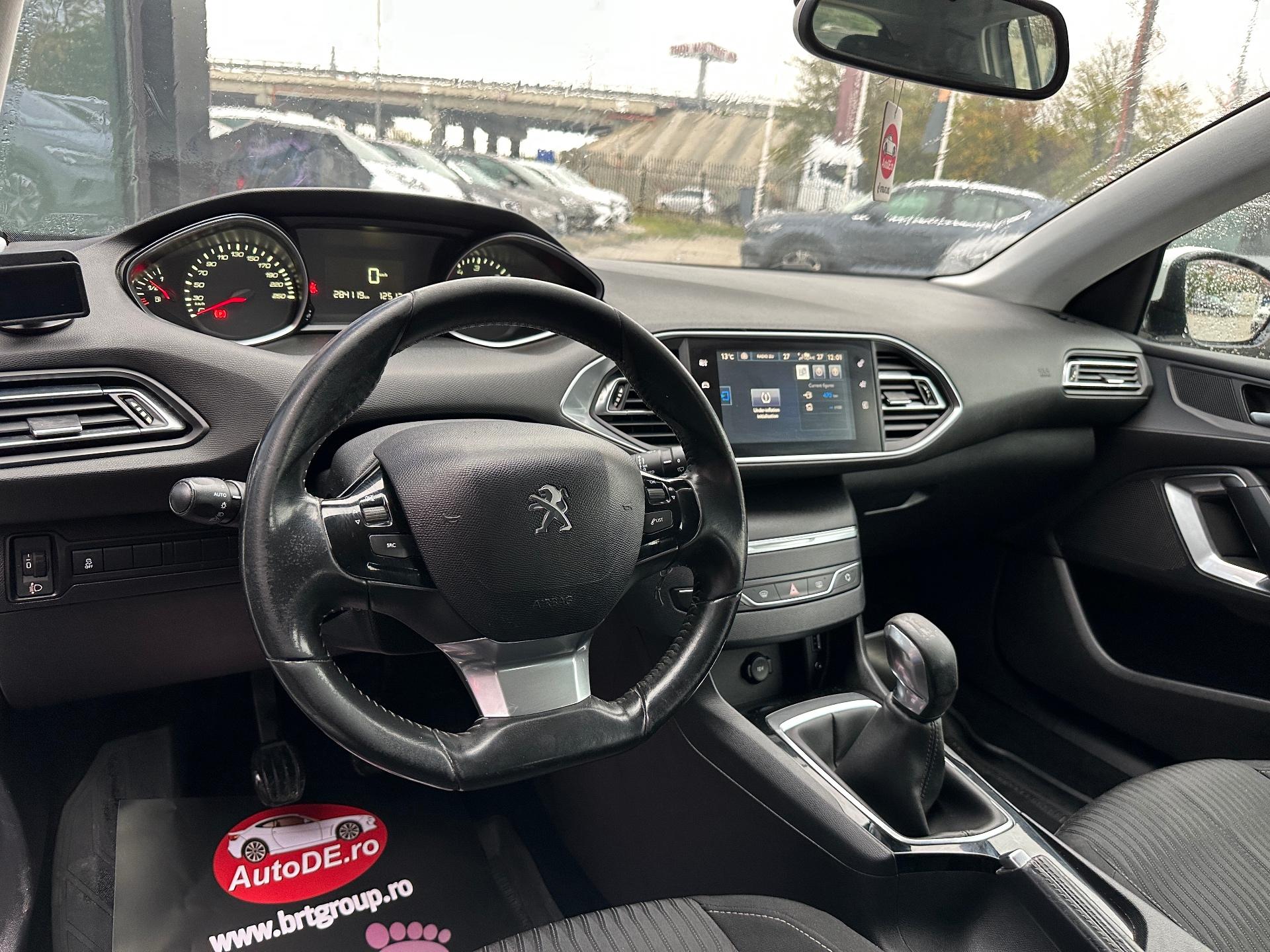 Peugeot-308