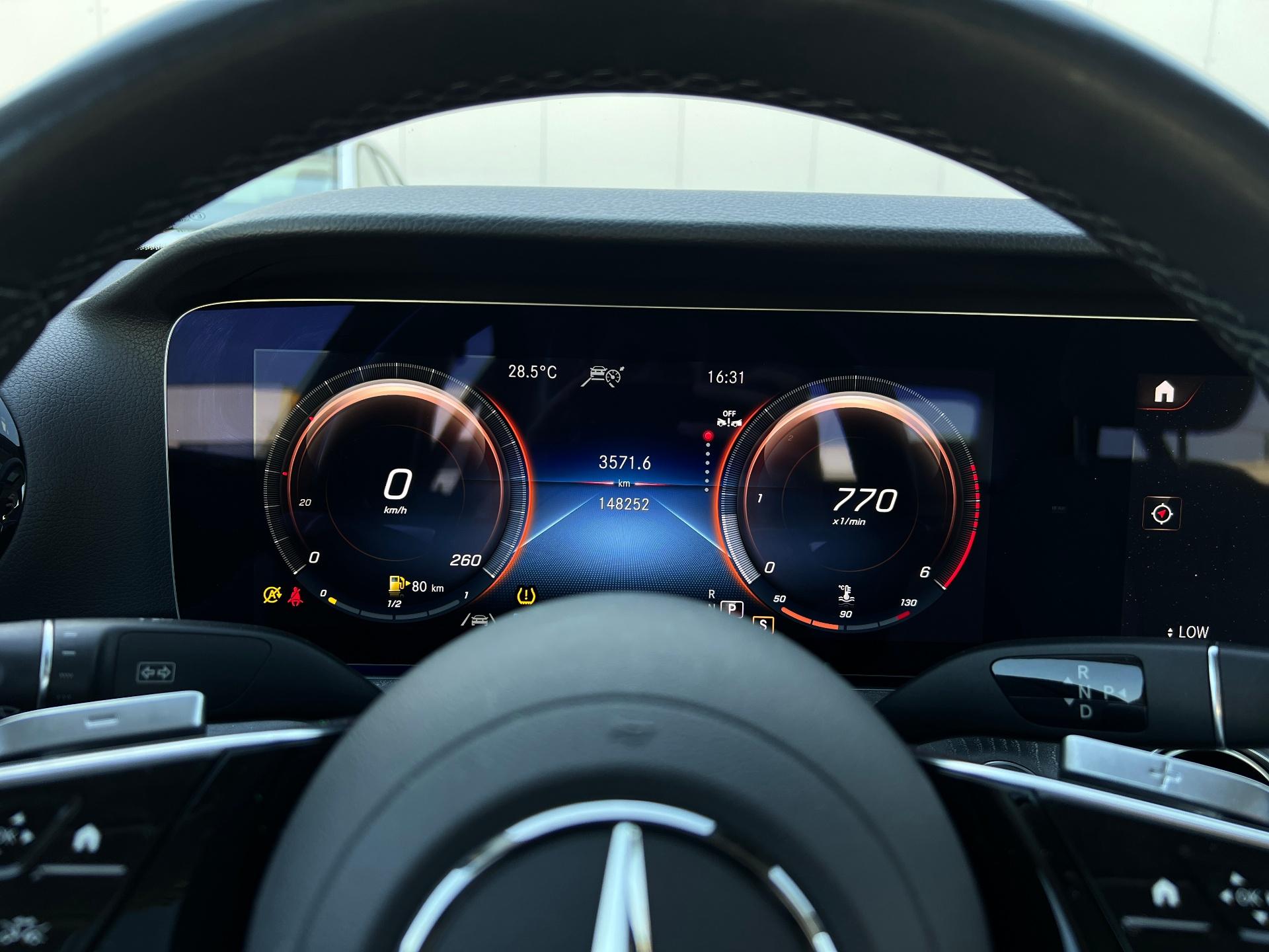 Mercedes-Benz-E
