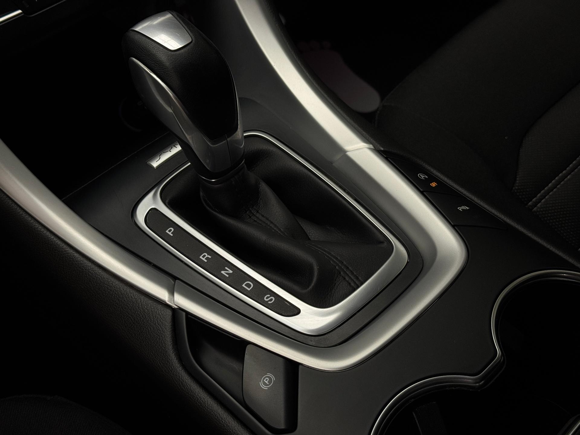 Ford-Mondeo