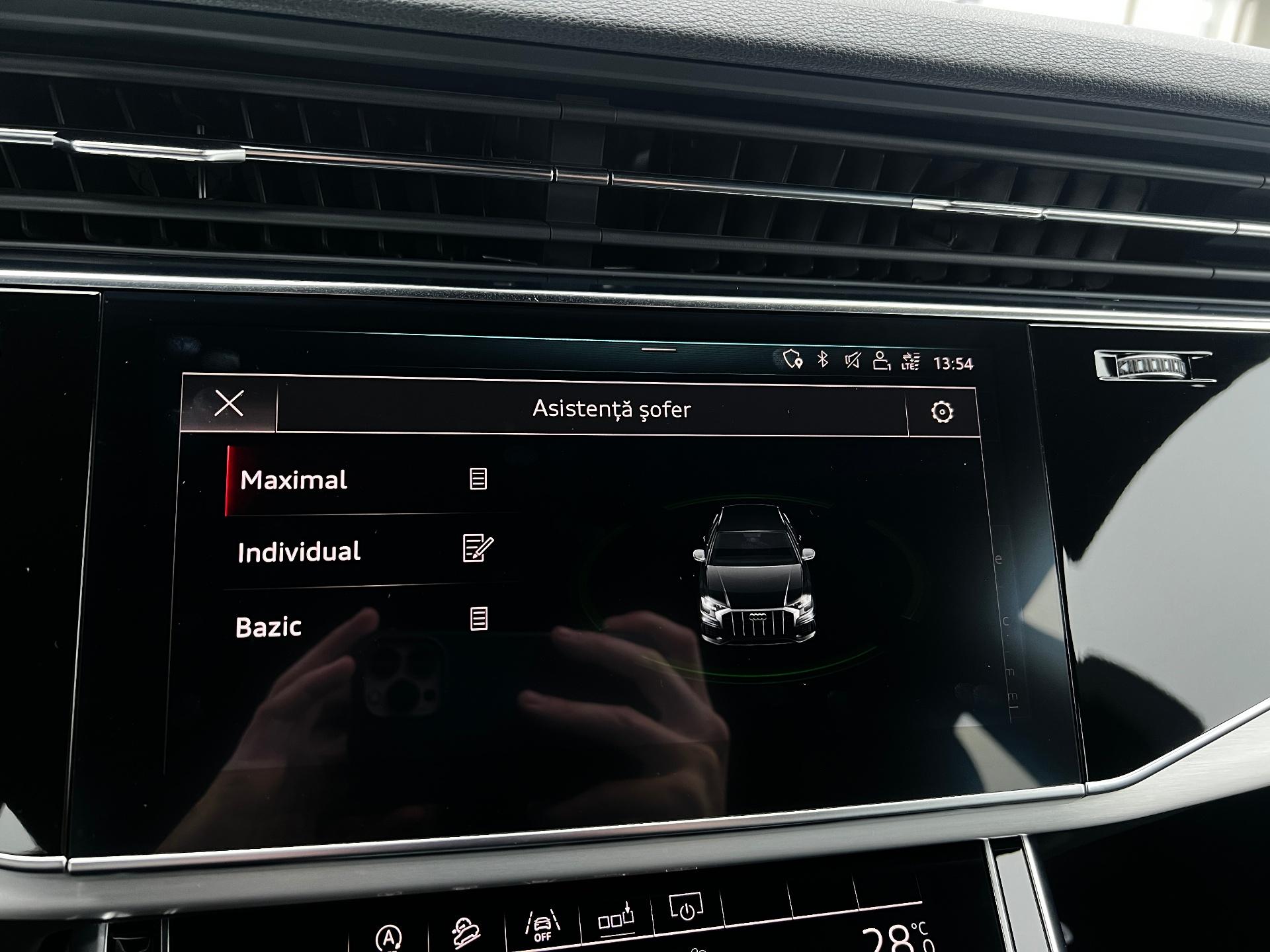 Audi-Q8