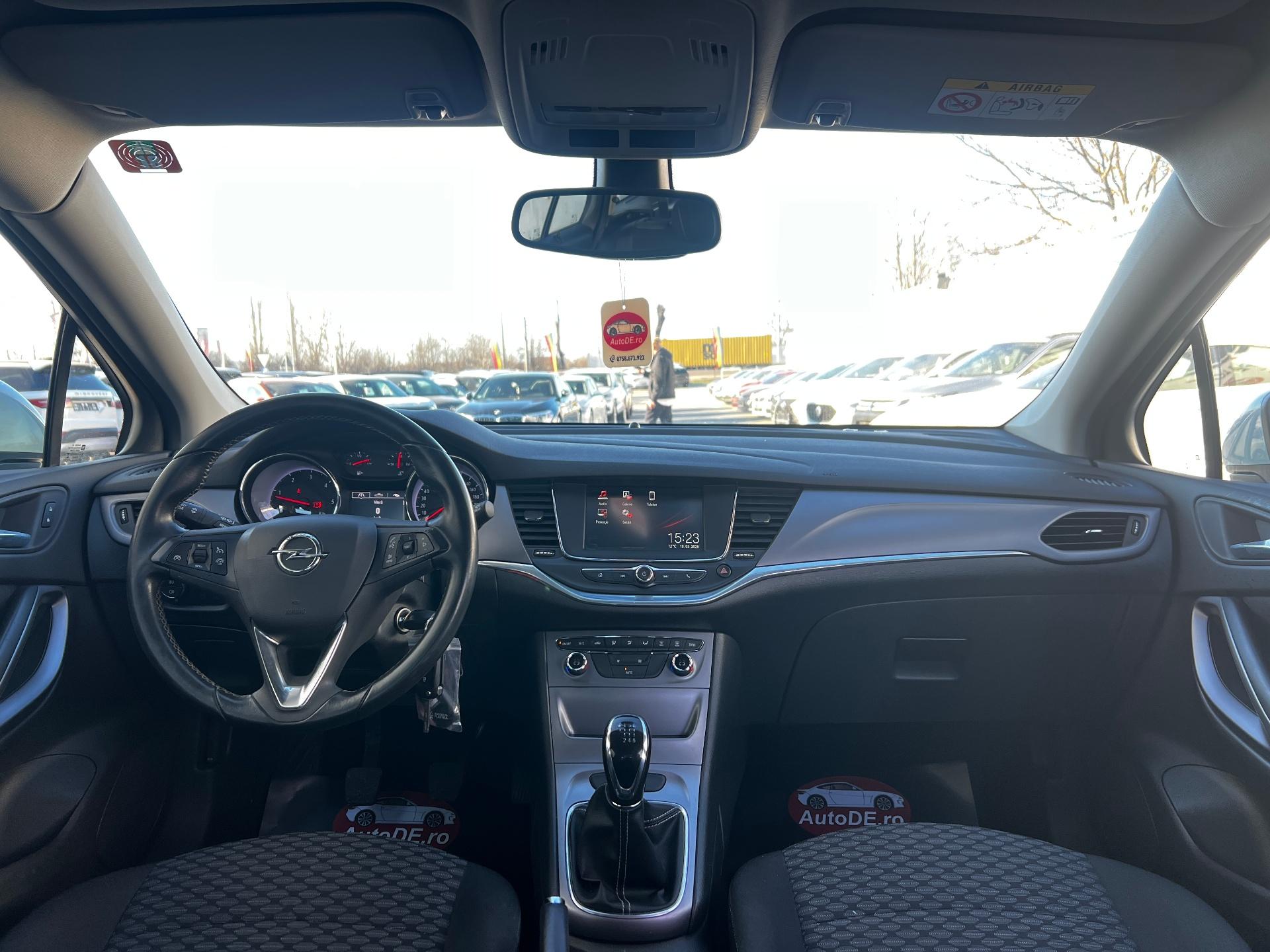 Opel-Astra