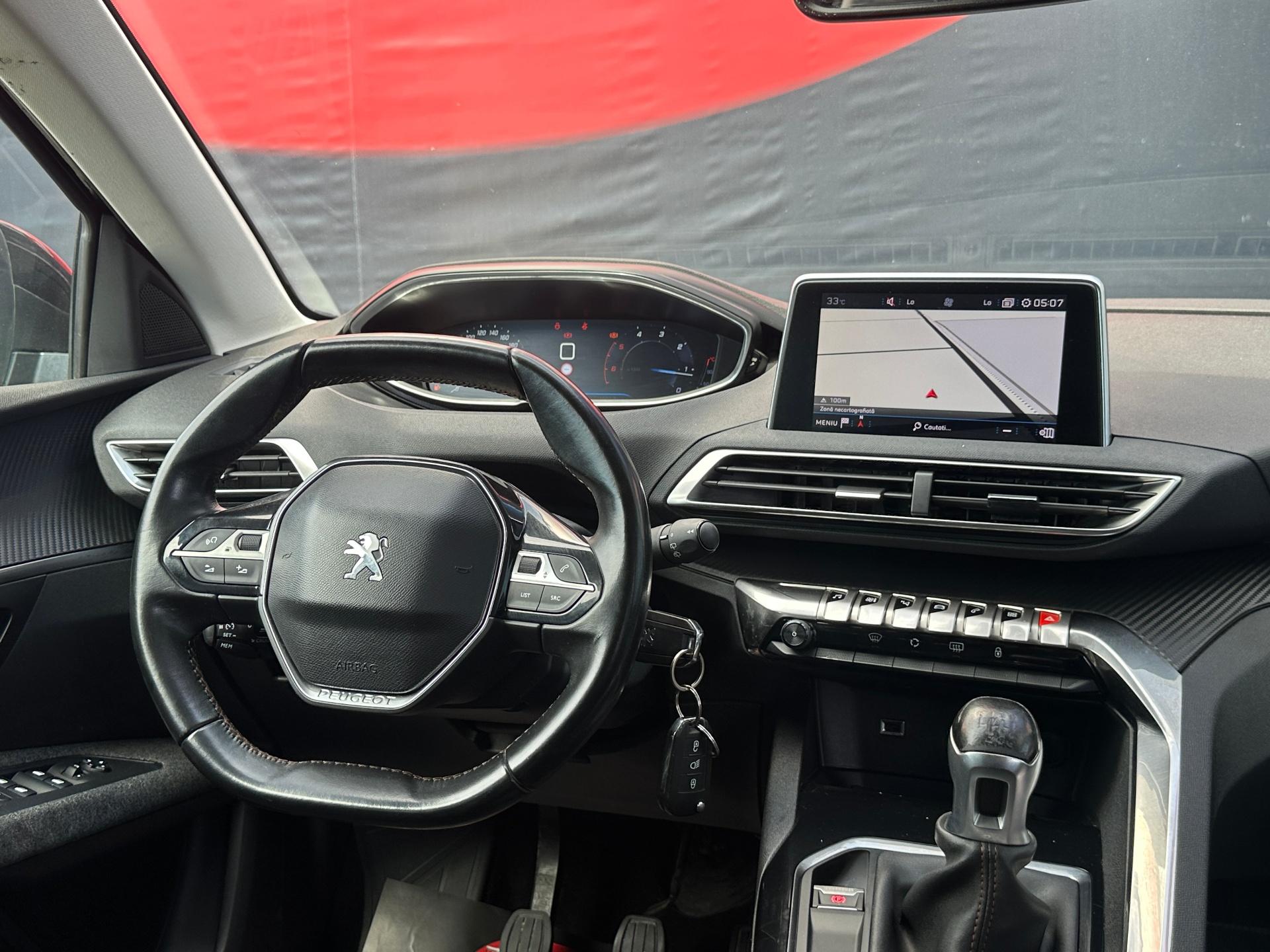 Peugeot-1007