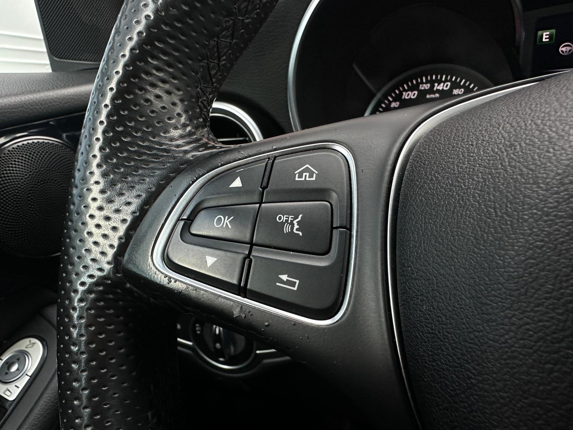 Mercedes-Benz-GLC