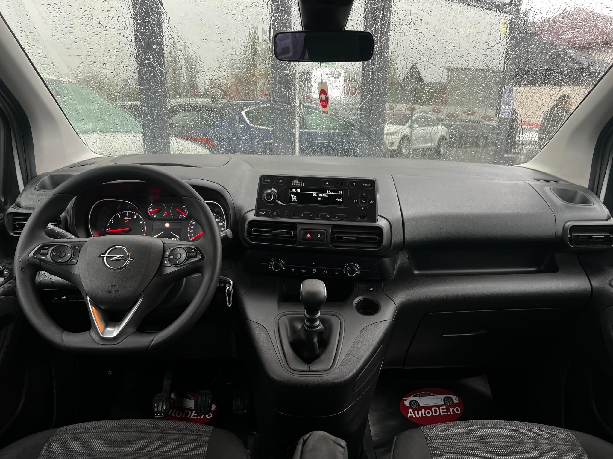 Opel-Combo