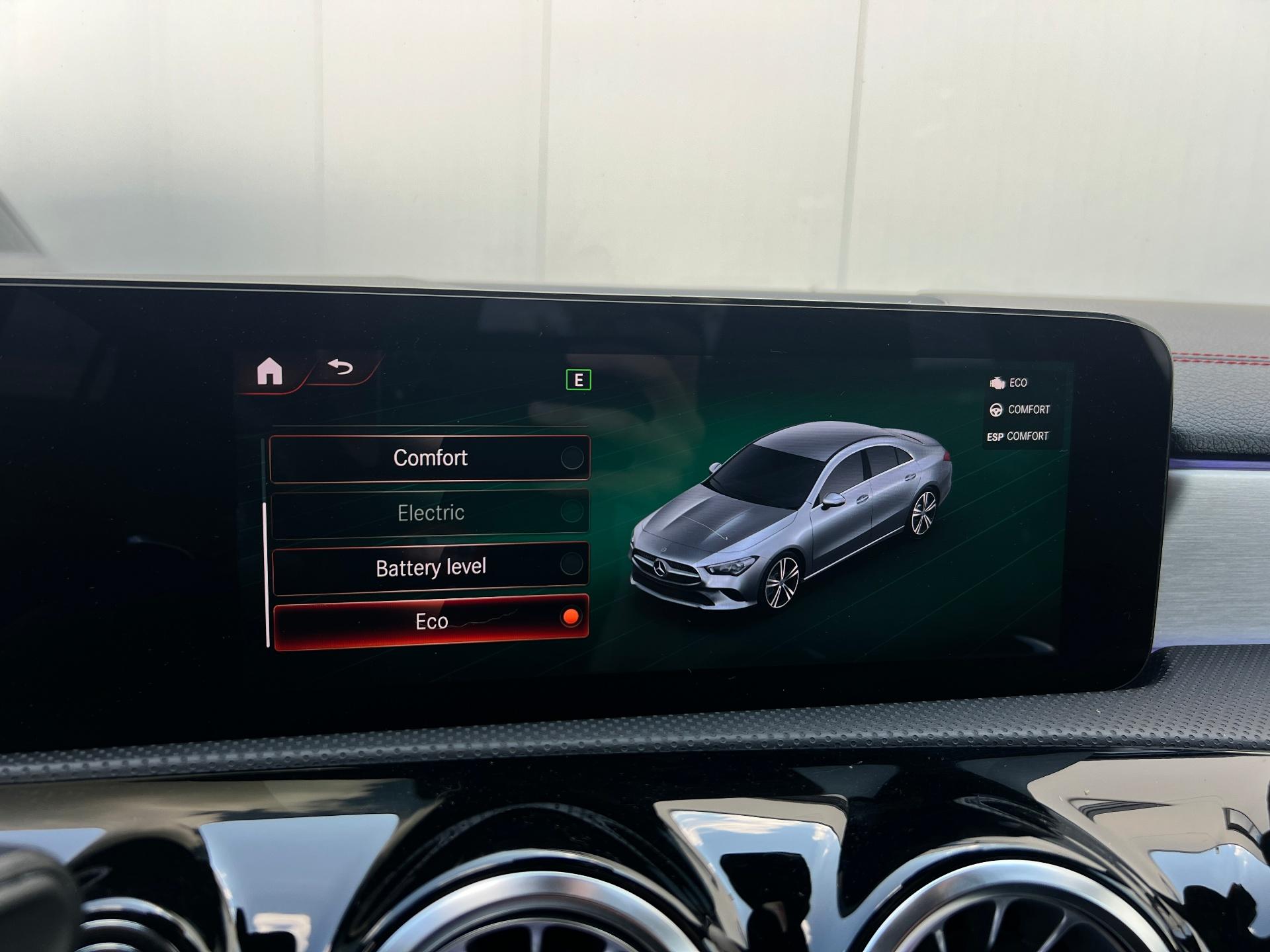 Mercedes-Benz-CLA 250