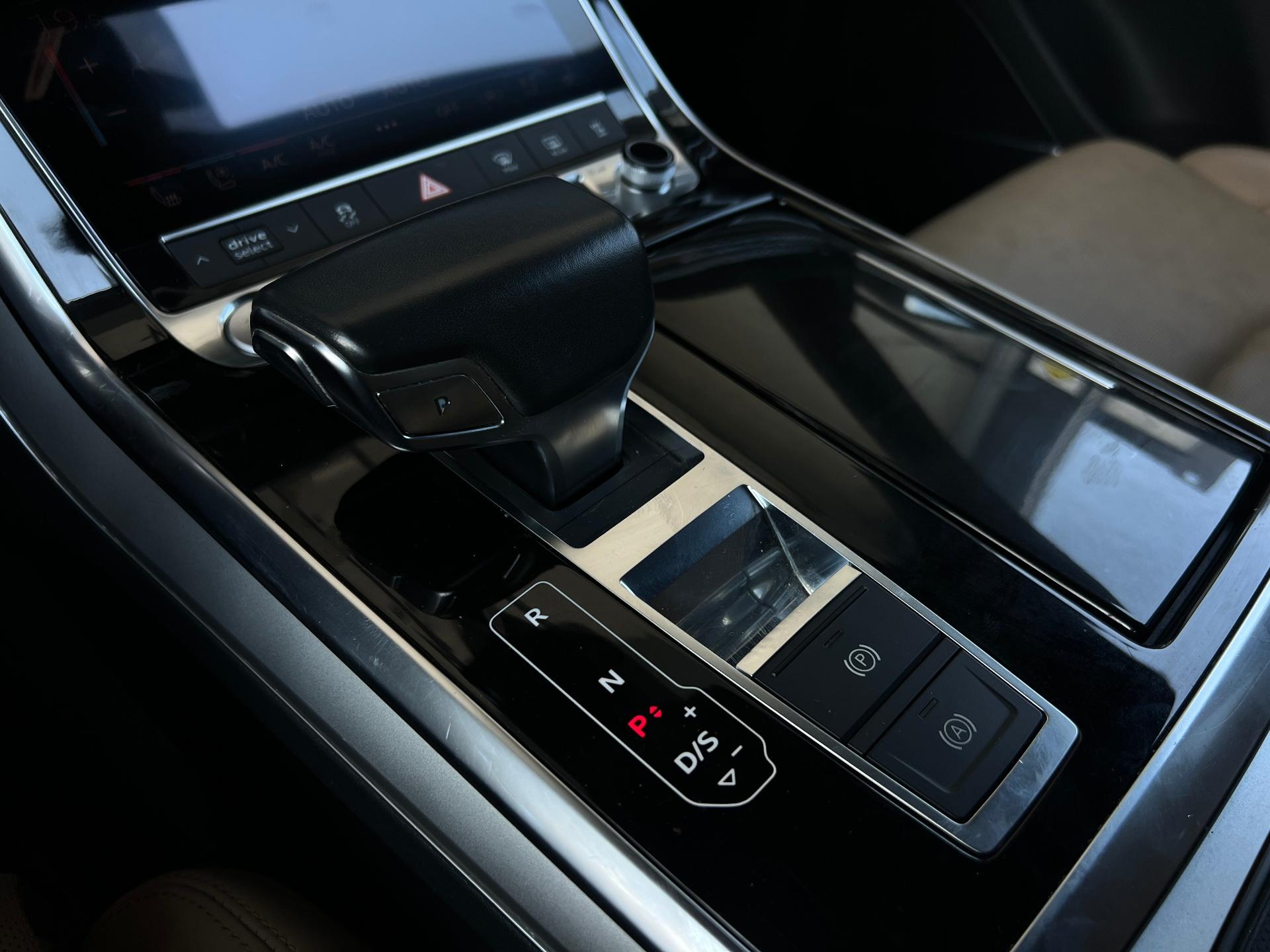 Audi-Q8