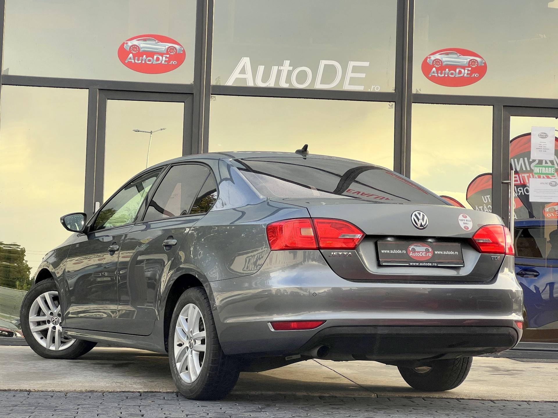 Volkswagen-Jetta