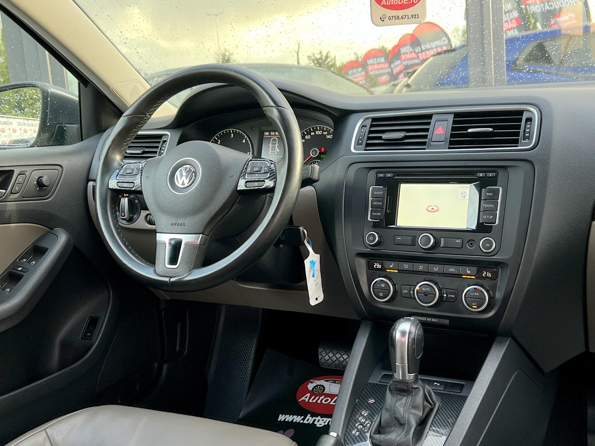 Volkswagen-Jetta