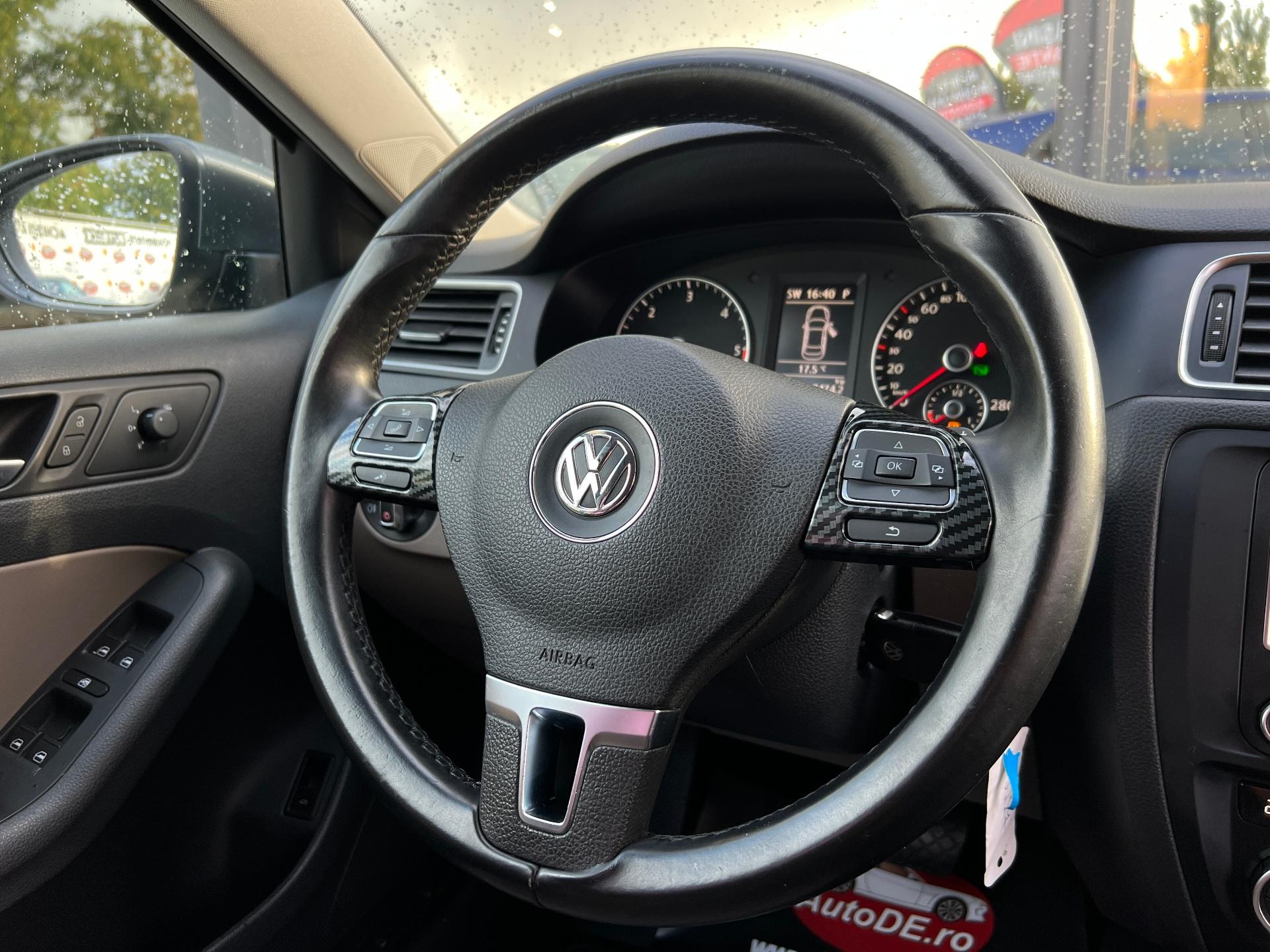 Volkswagen-Jetta