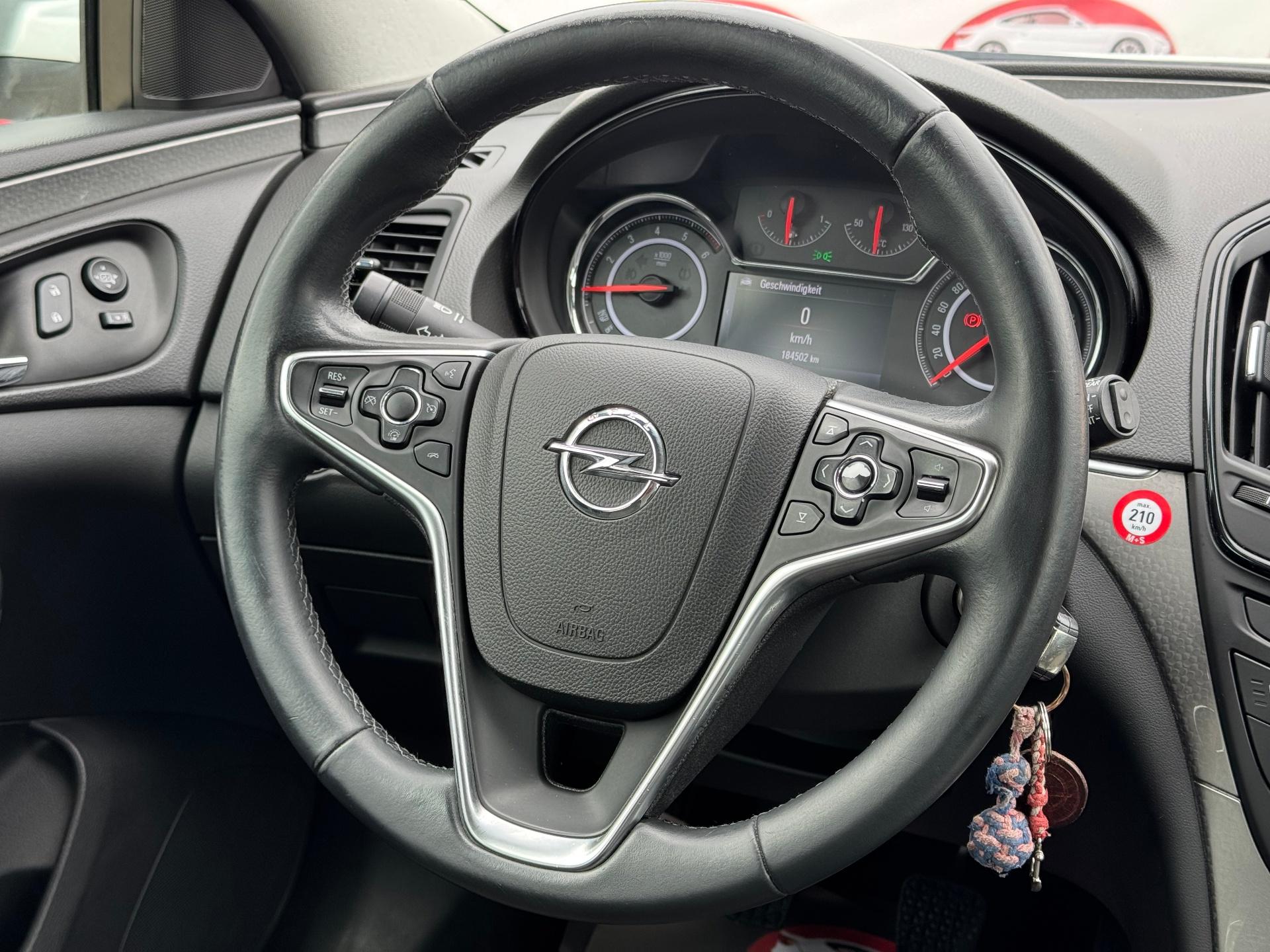 Opel-Insignia