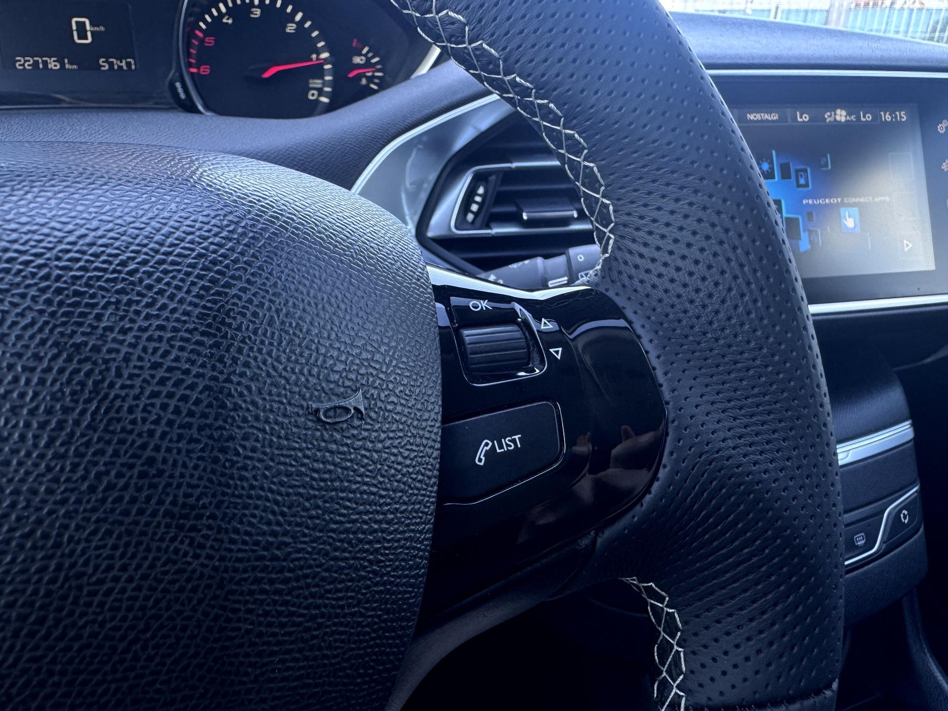 Peugeot-308
