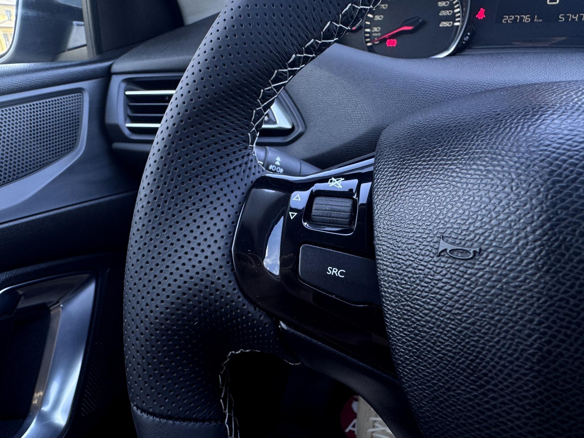 Peugeot-308