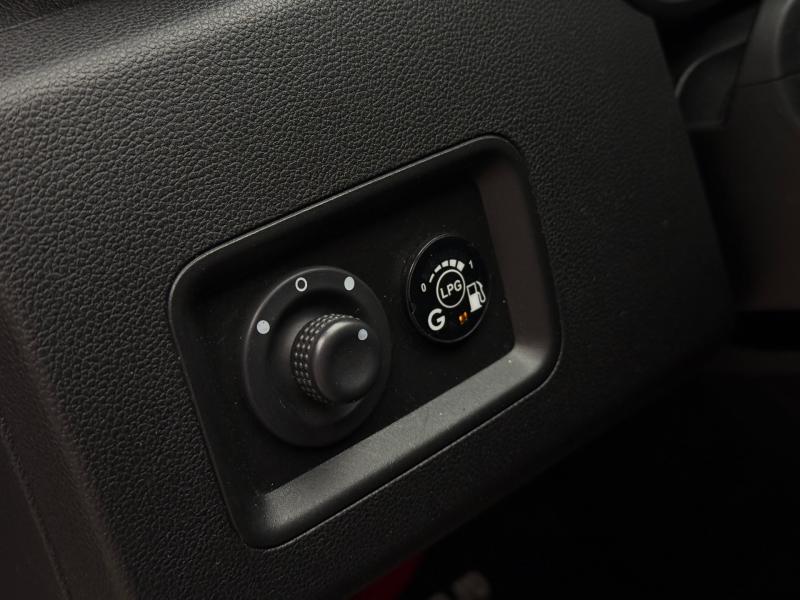 Car Thumb