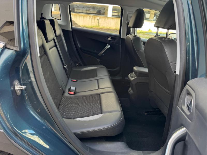 Car Thumb