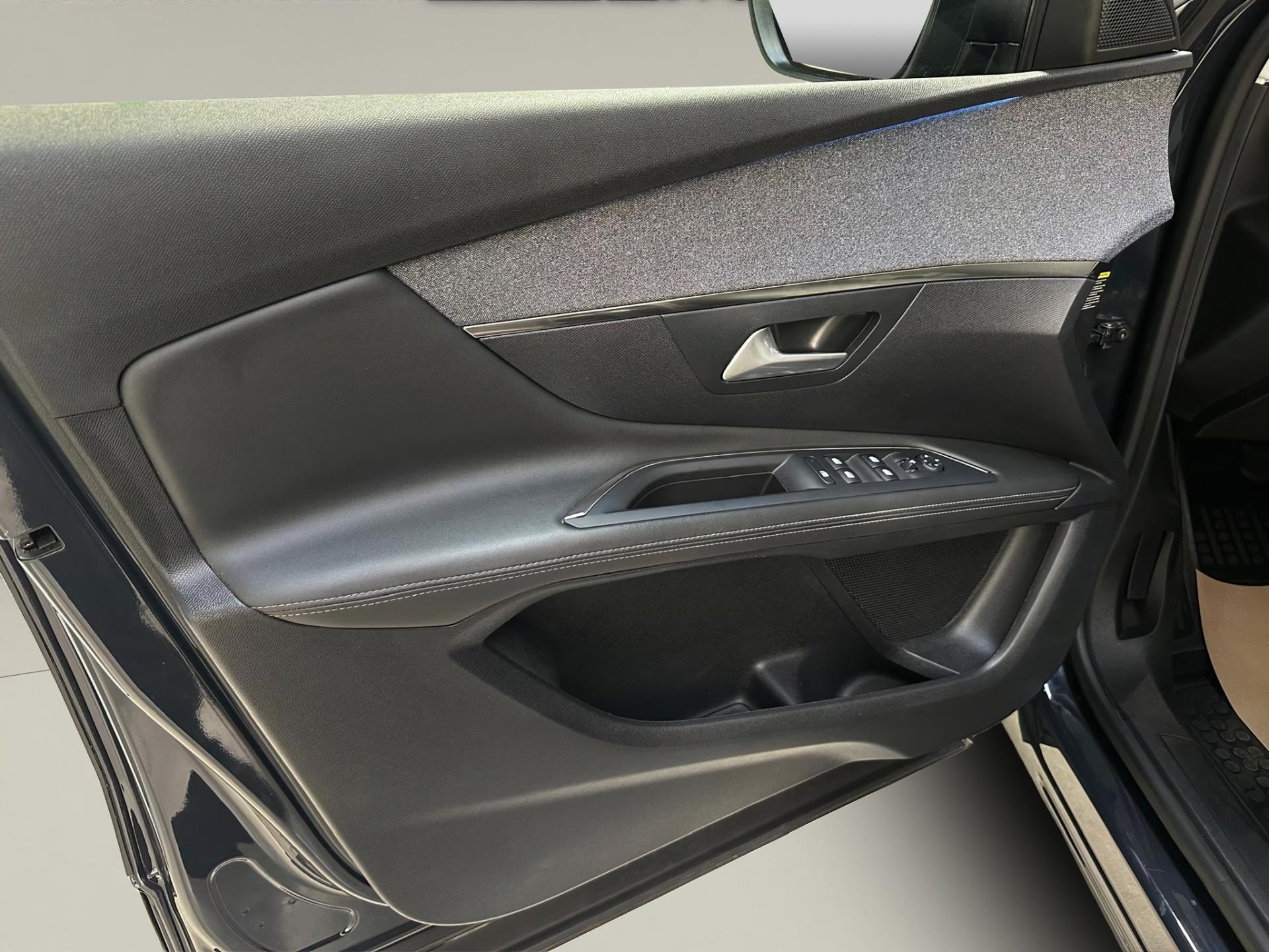 Peugeot 3008 2020 - imagine 16
