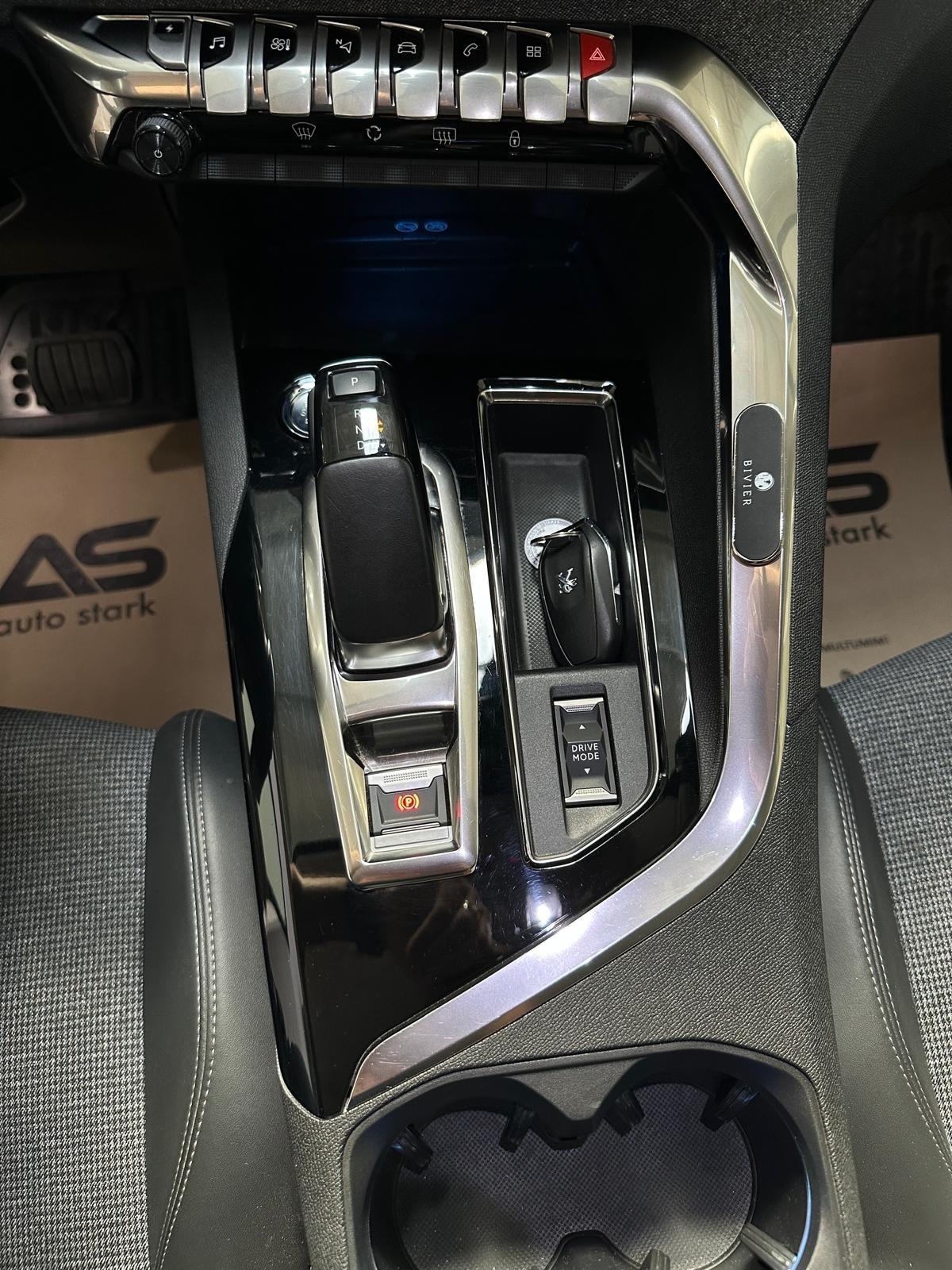 Peugeot 3008 2020 - imagine 31