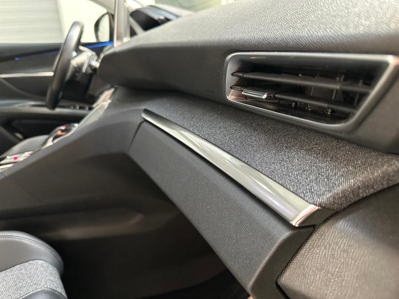 Peugeot 3008 2020 - miniatură 21