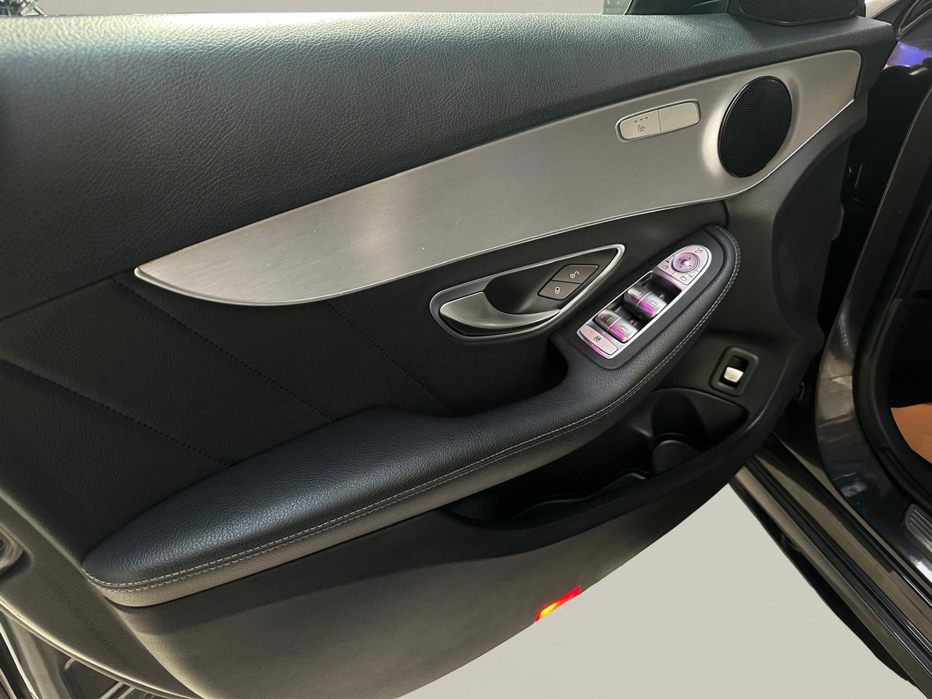 Mercedes-Benz C 2020 - imagine 17