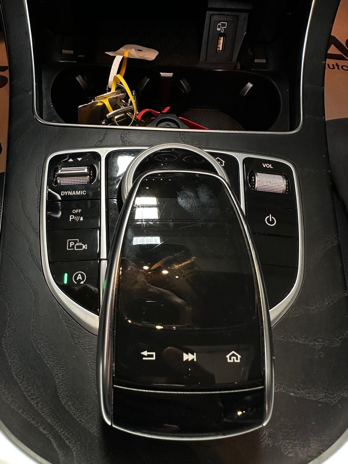 Mercedes-Benz C 2020 - imagine 31